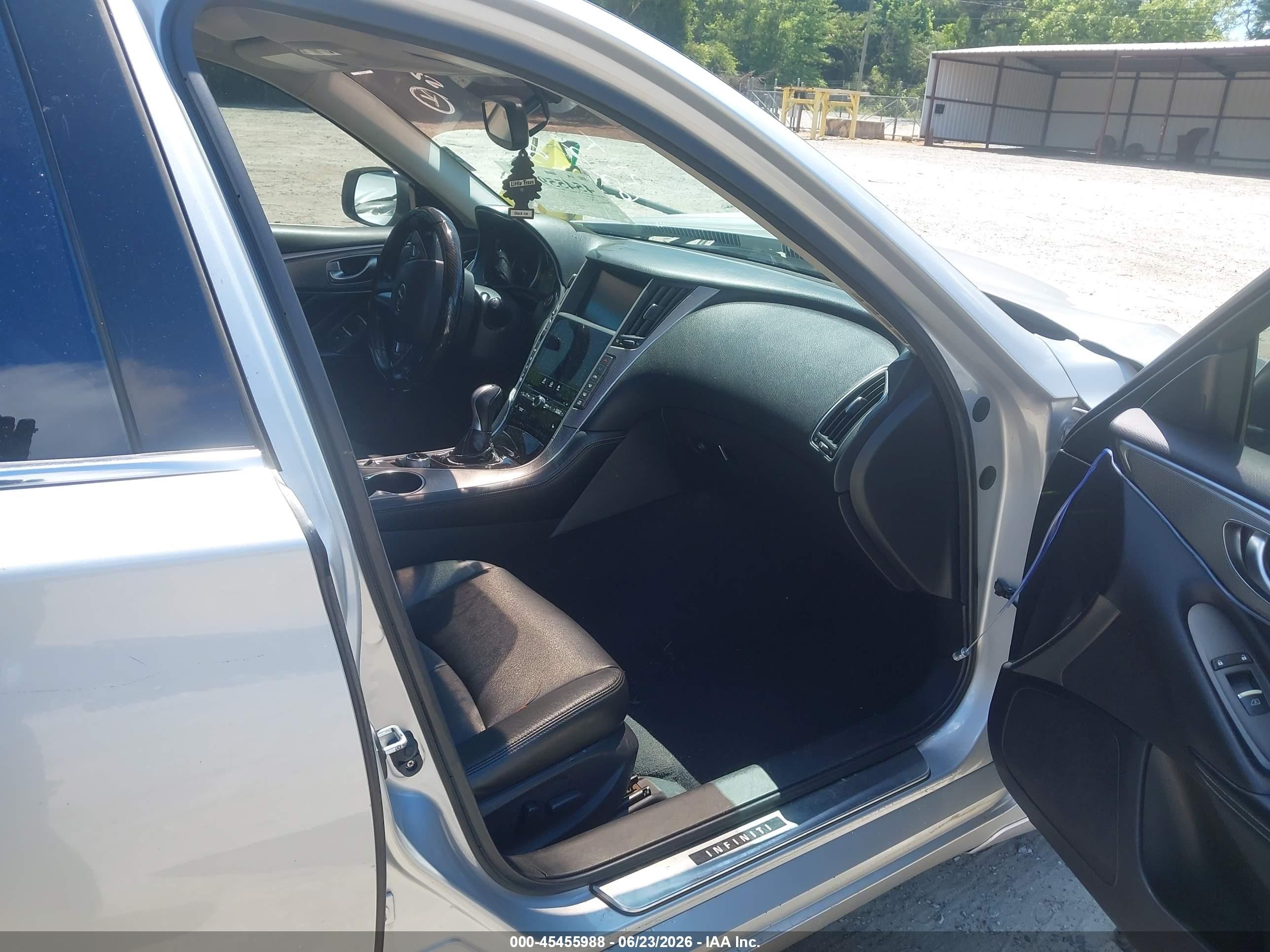 2014 Infiniti Q50 Premium Silver vin: JN1BV7AP5EM682584