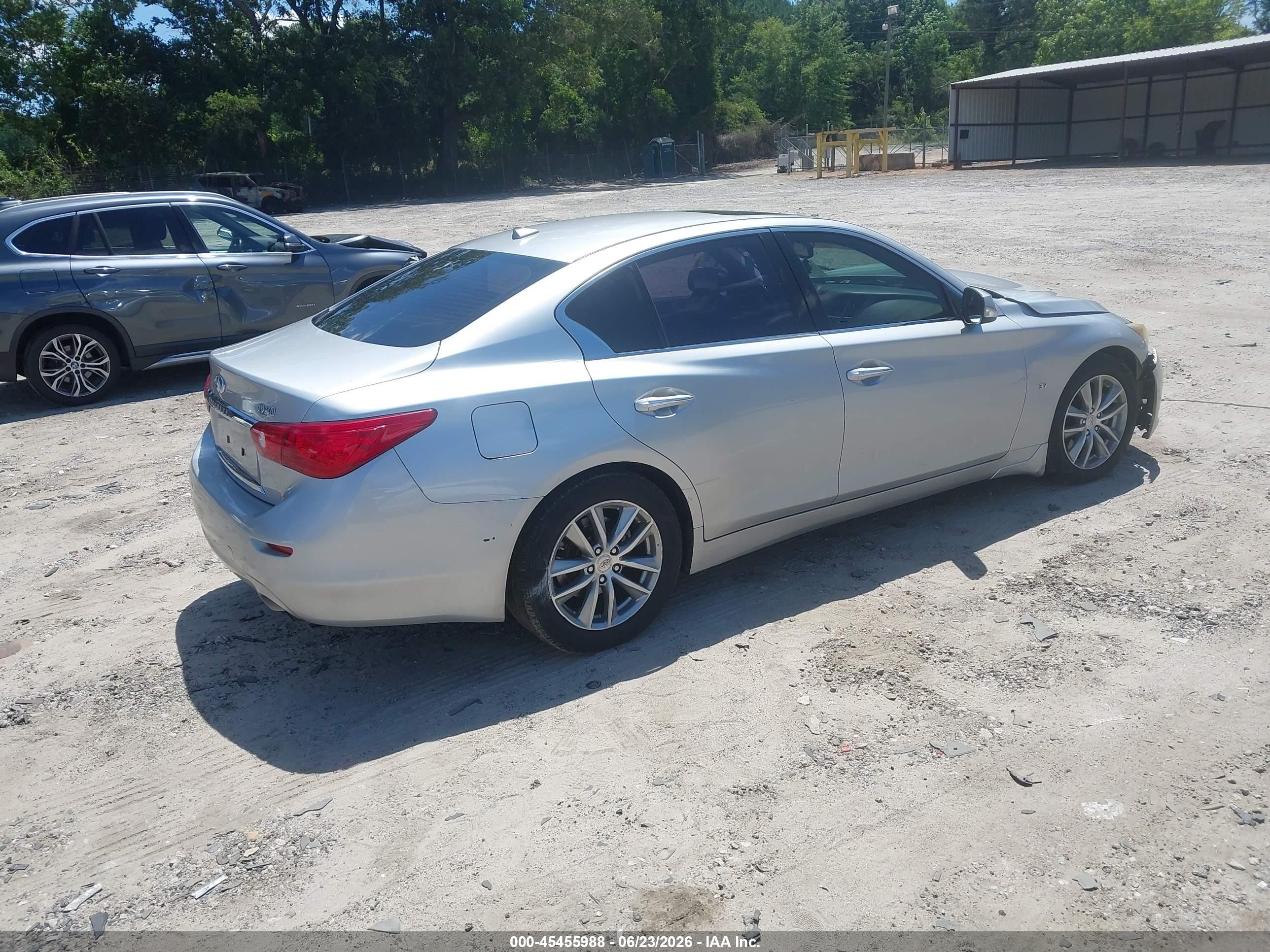 2014 Infiniti Q50 Premium Silver vin: JN1BV7AP5EM682584
