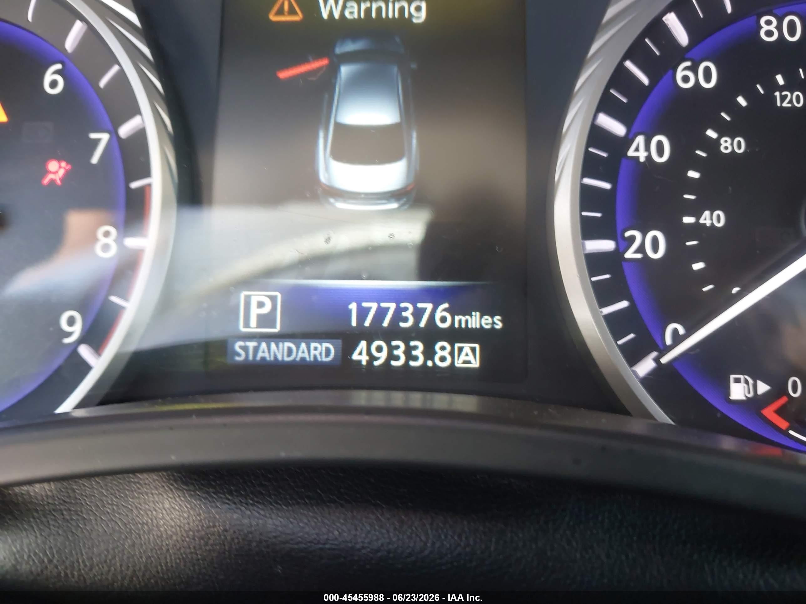 2014 Infiniti Q50 Premium Silver vin: JN1BV7AP5EM682584