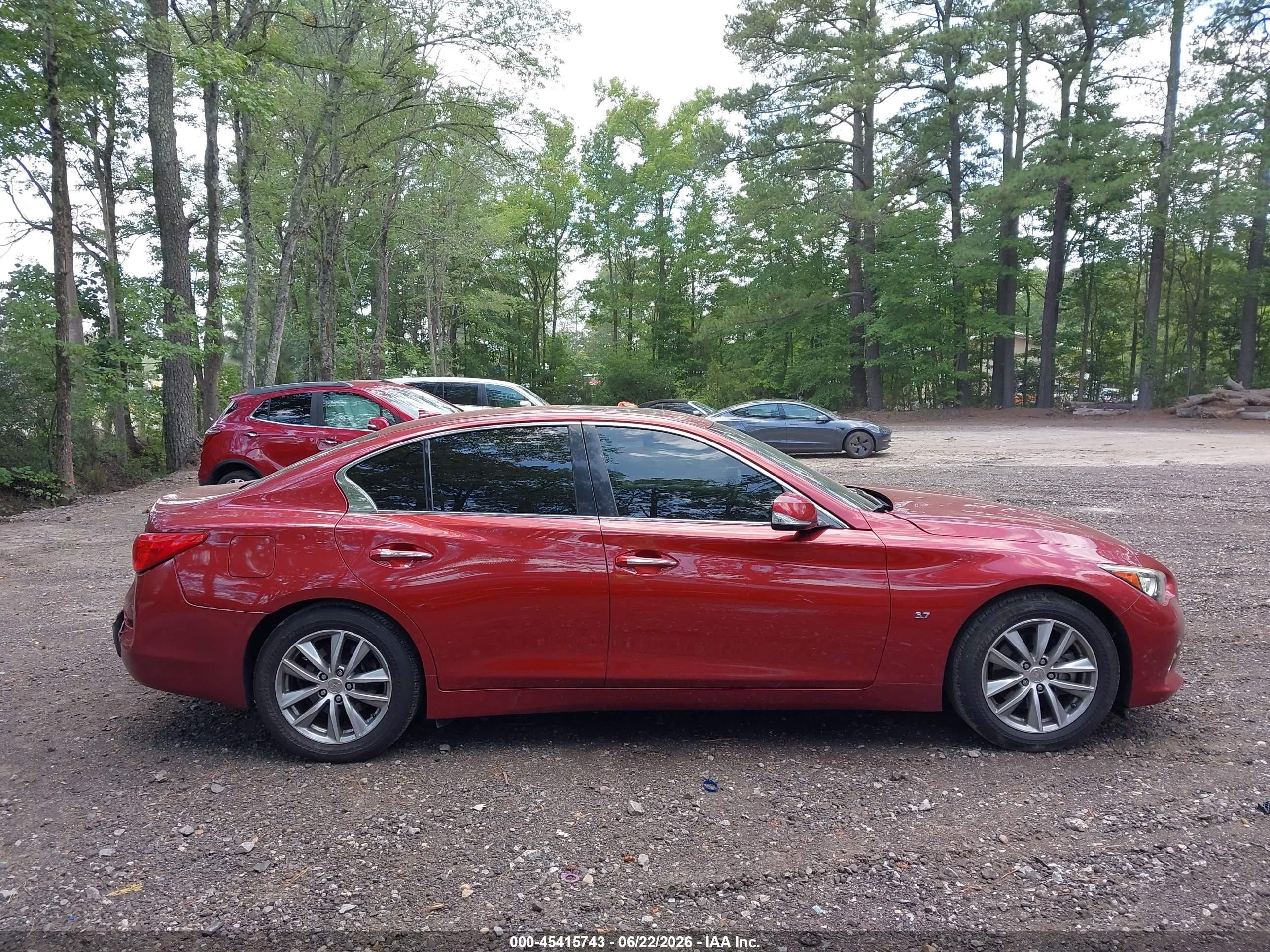 2014 Infiniti Q50   Красный vin: JN1BV7AP5EM683203