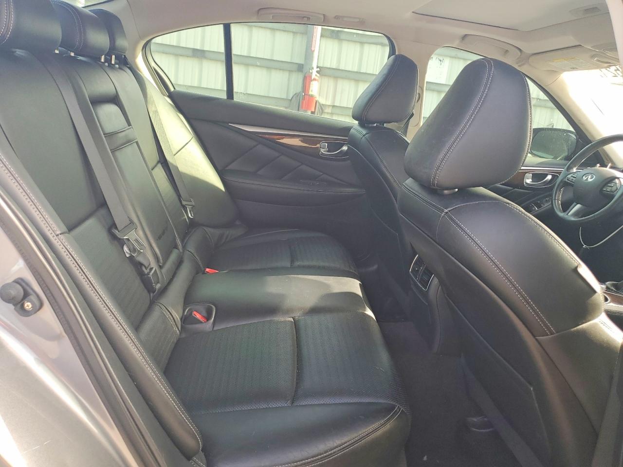 2015 Infiniti Q50 Sport Серый vin: JN1BV7AP5FM332860