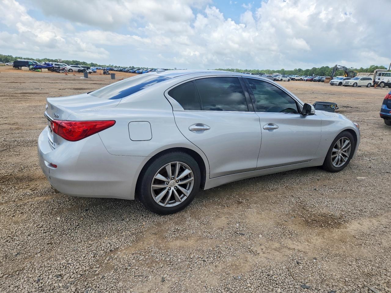 2015 Infiniti Q50 Premium Серебряный vin: JN1BV7AP5FM336827