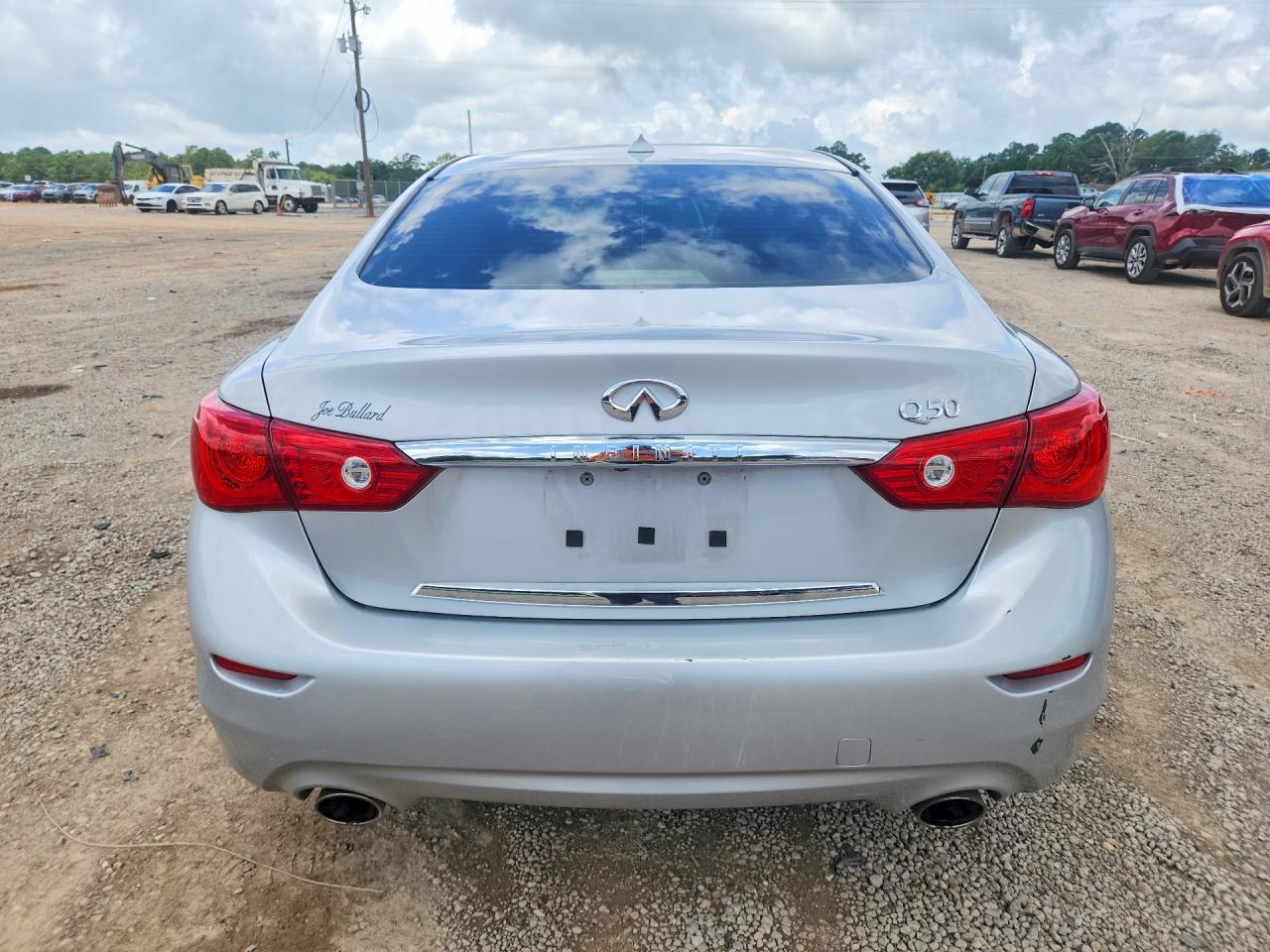 2015 Infiniti Q50 Premium Серебряный vin: JN1BV7AP5FM336827