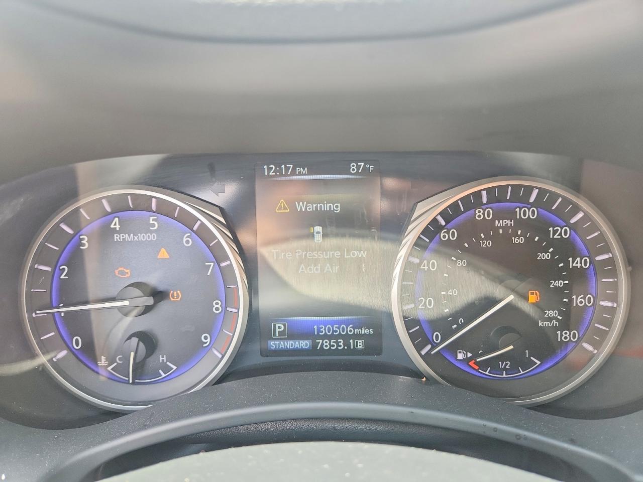 2015 Infiniti Q50 Premium Серебряный vin: JN1BV7AP5FM336827