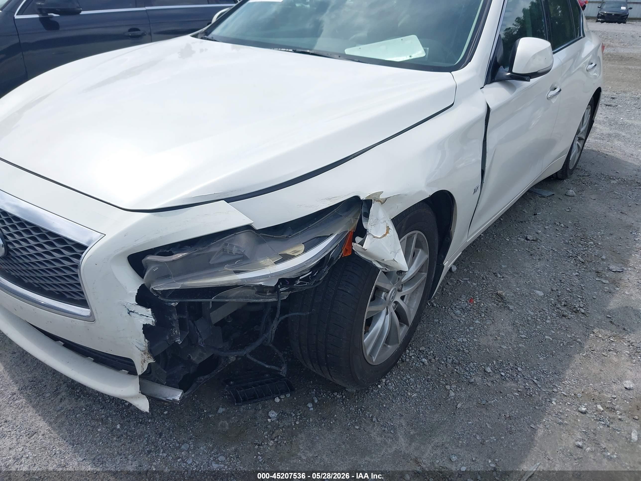 2015 Infiniti Q50 Premium White vin: JN1BV7AP5FM344099