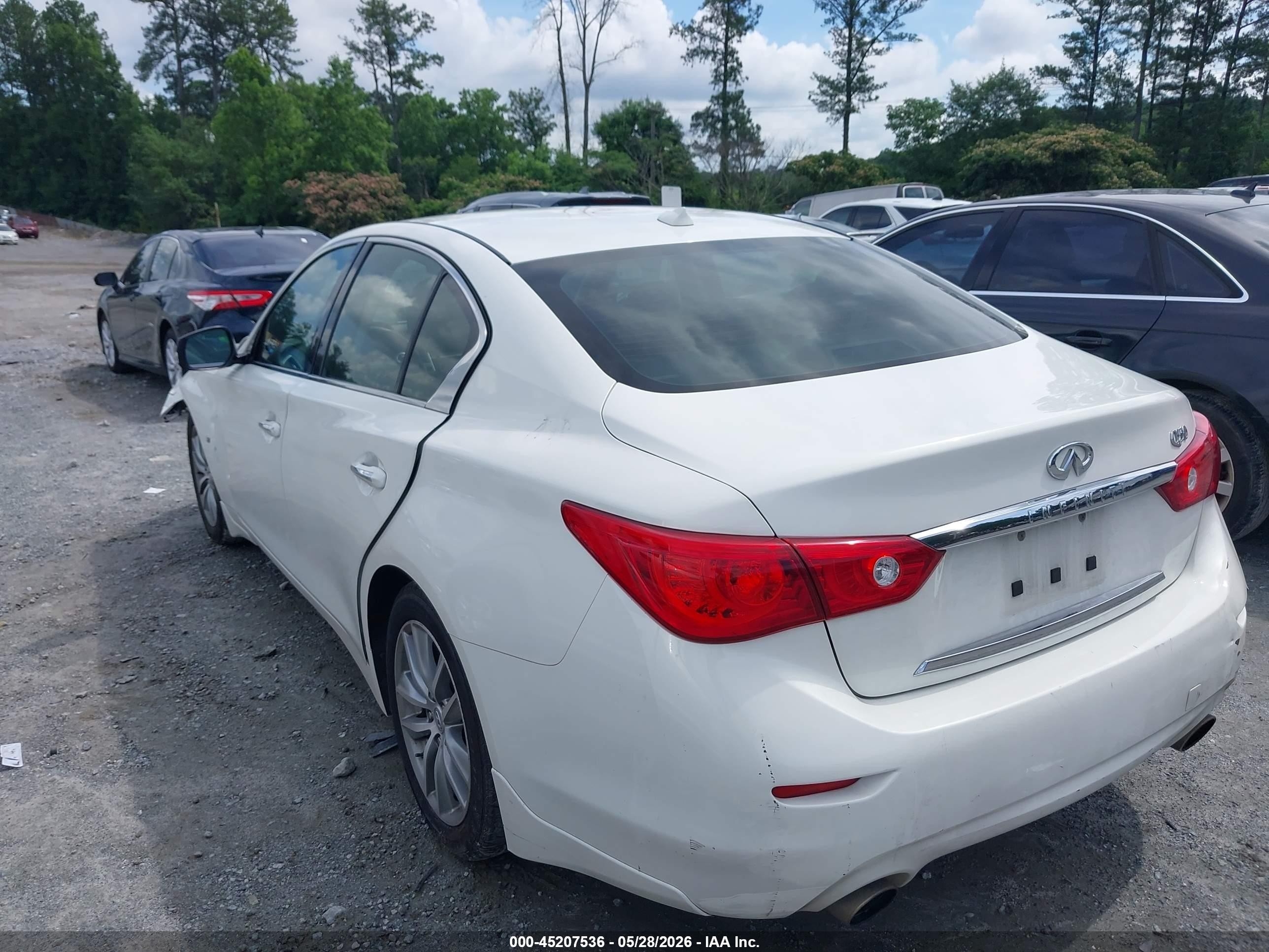 2015 Infiniti Q50 Premium White vin: JN1BV7AP5FM344099