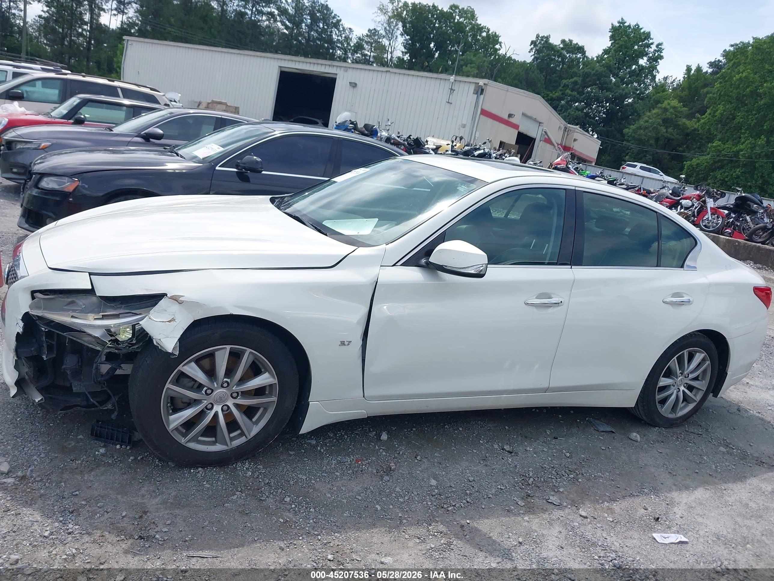 2015 Infiniti Q50 Premium White vin: JN1BV7AP5FM344099
