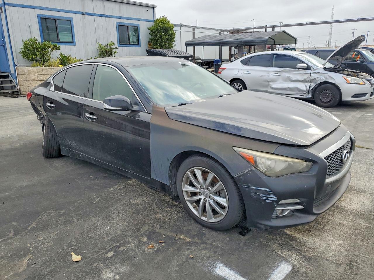 2015 Infiniti Q50 Premium Black vin: JN1BV7AP5FM344457