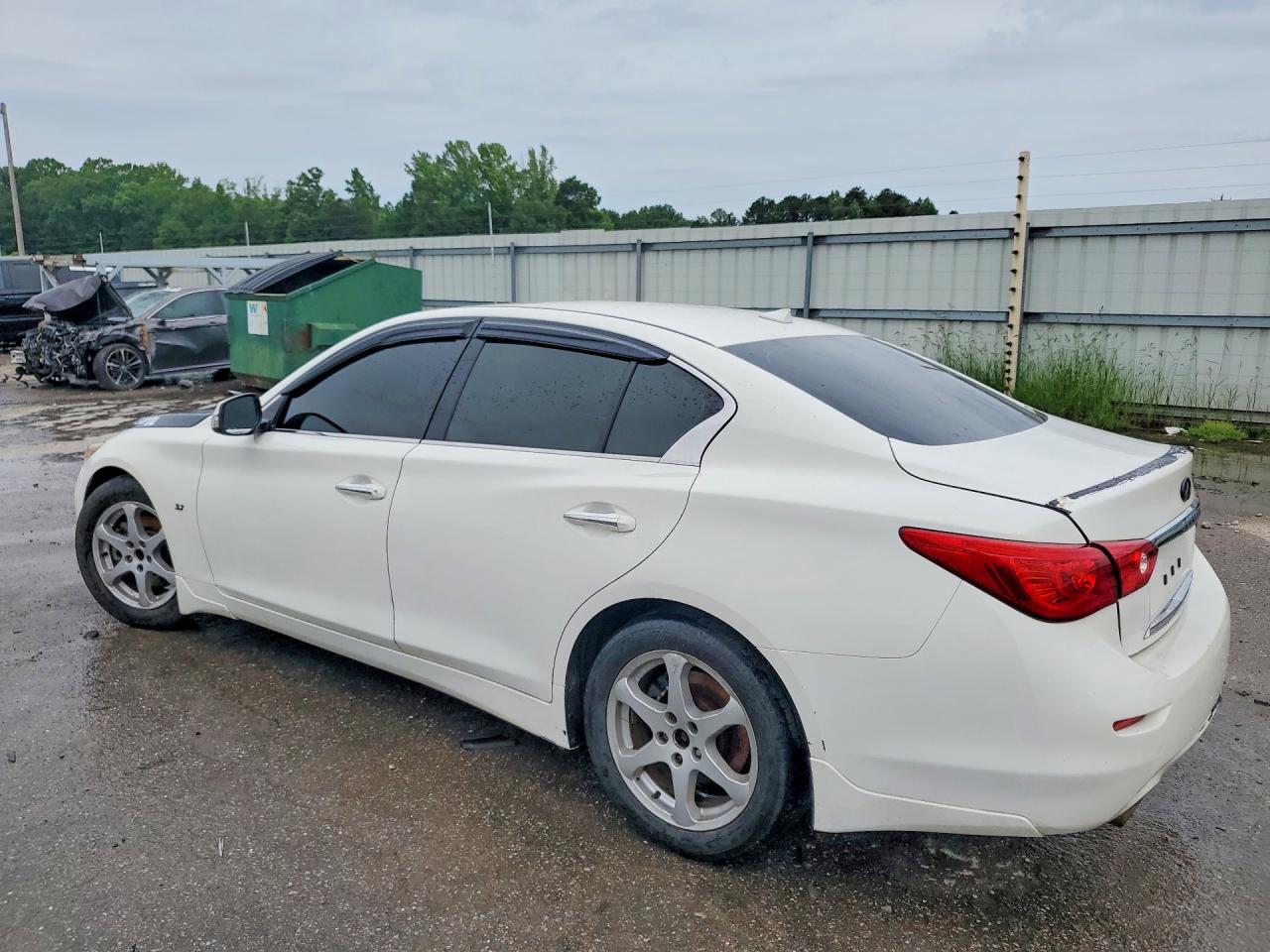 2015 Infiniti Q50 Premium White vin: JN1BV7AP5FM347990