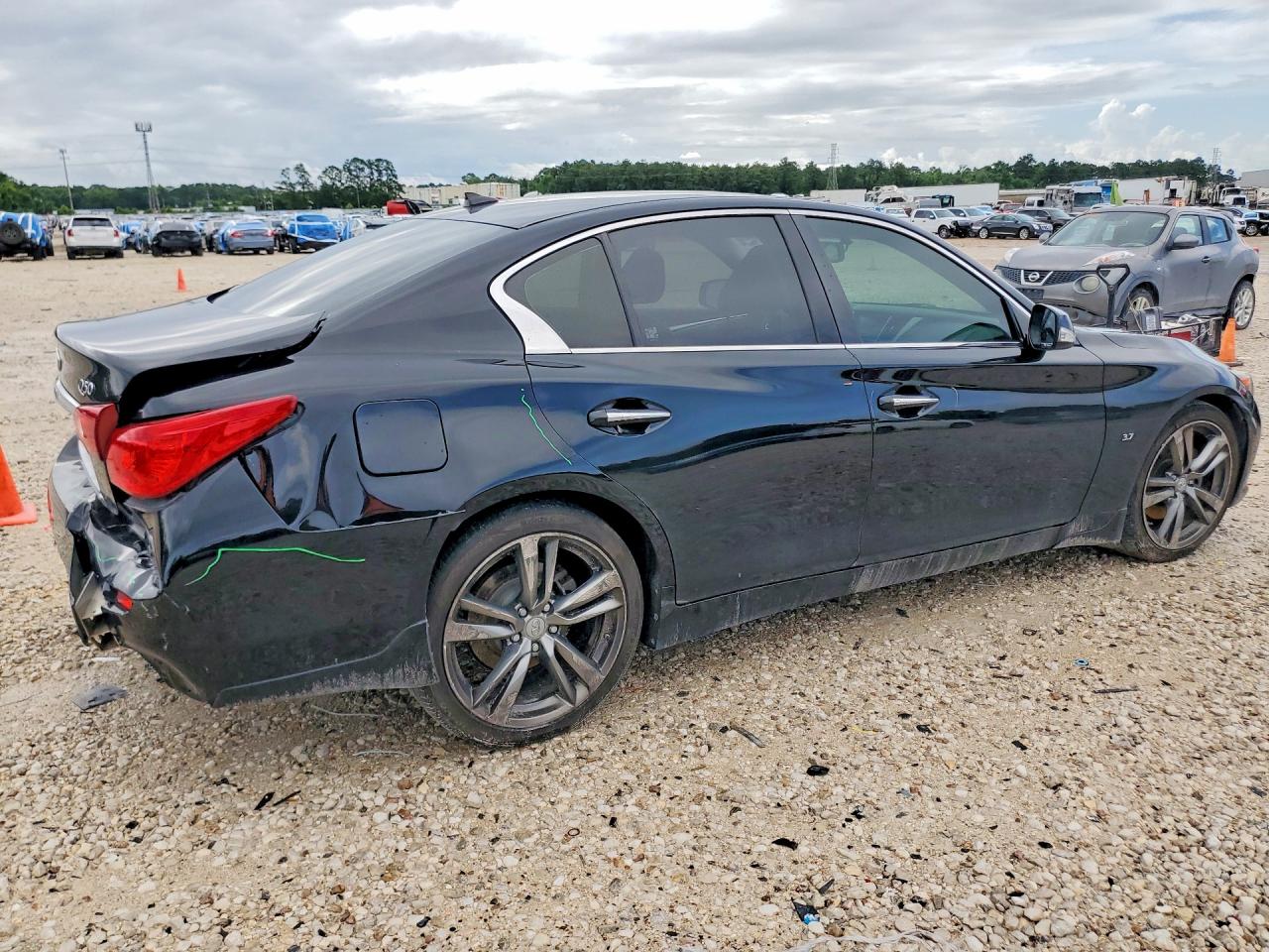 2015 Infiniti Q50 Premium Black vin: JN1BV7AP5FM348511