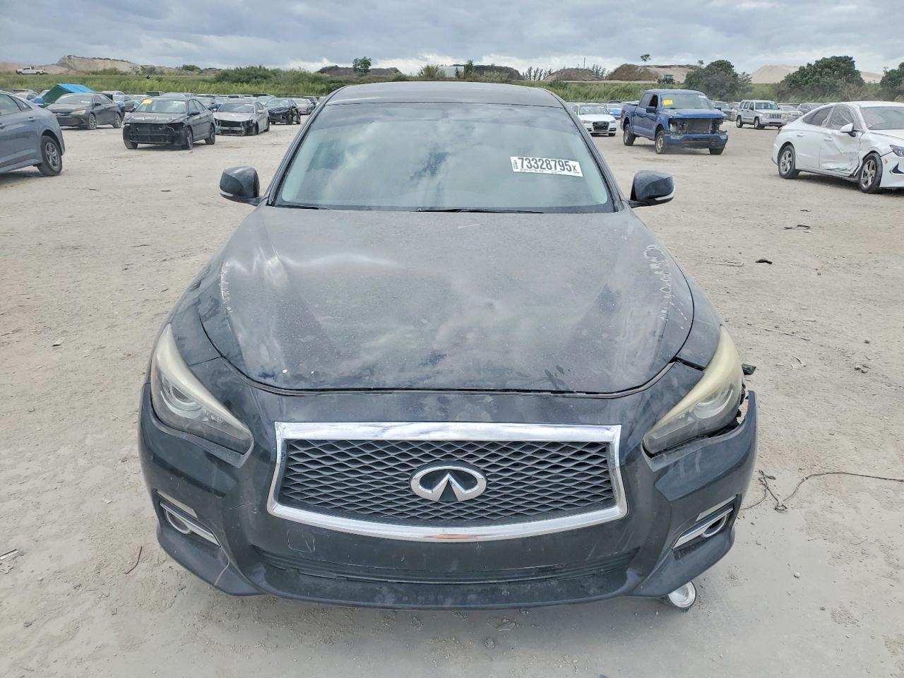 2015 Infiniti Q50 Base Black vin: JN1BV7AP5FM353868