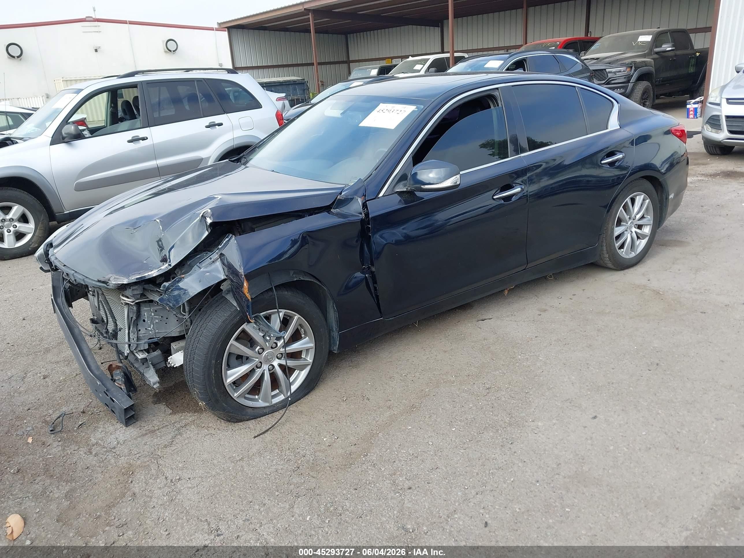 2015 Infiniti Q50 Premium Dark Blue vin: JN1BV7AP5FM354695