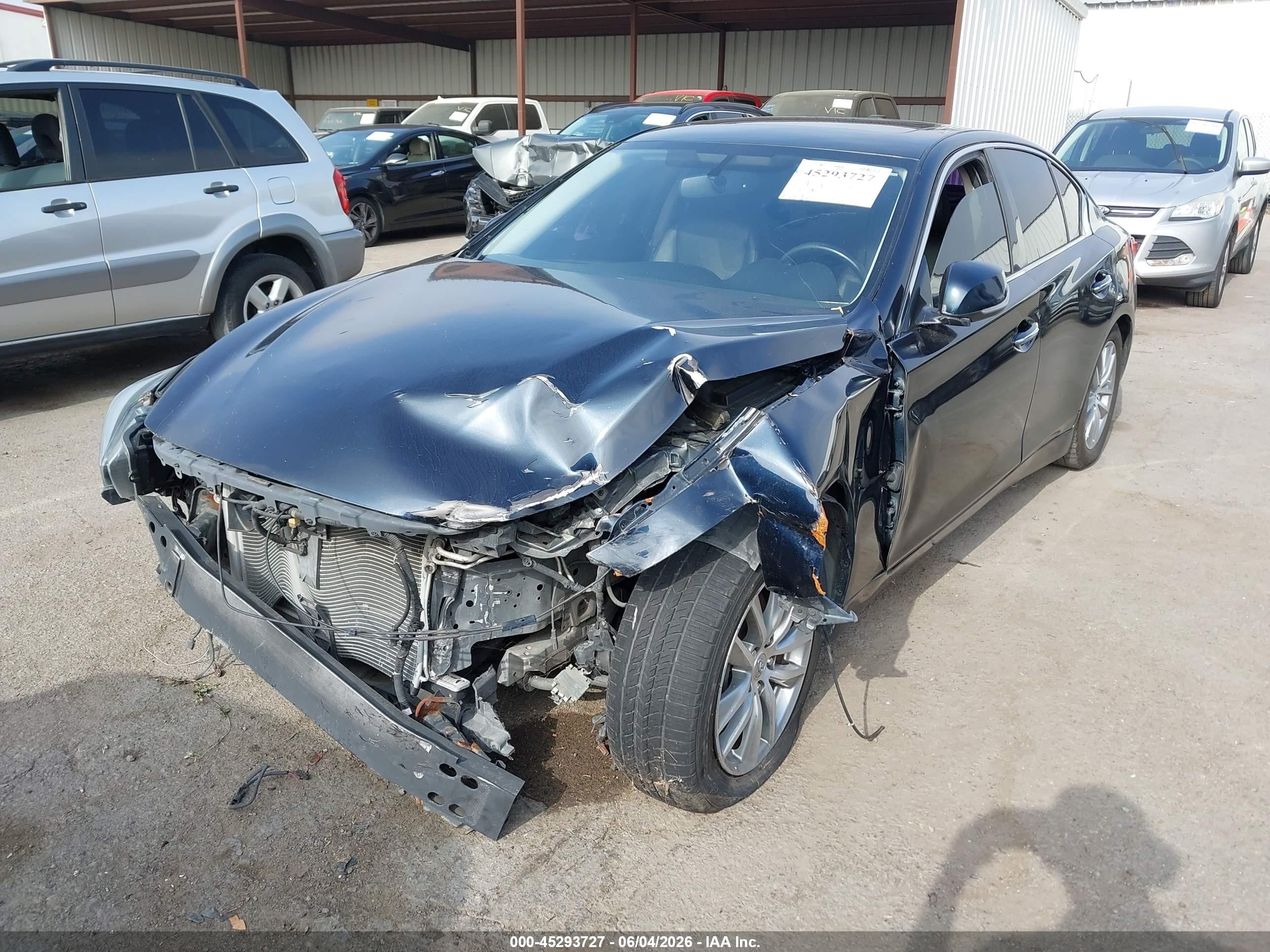 2015 Infiniti Q50 Premium Dark Blue vin: JN1BV7AP5FM354695