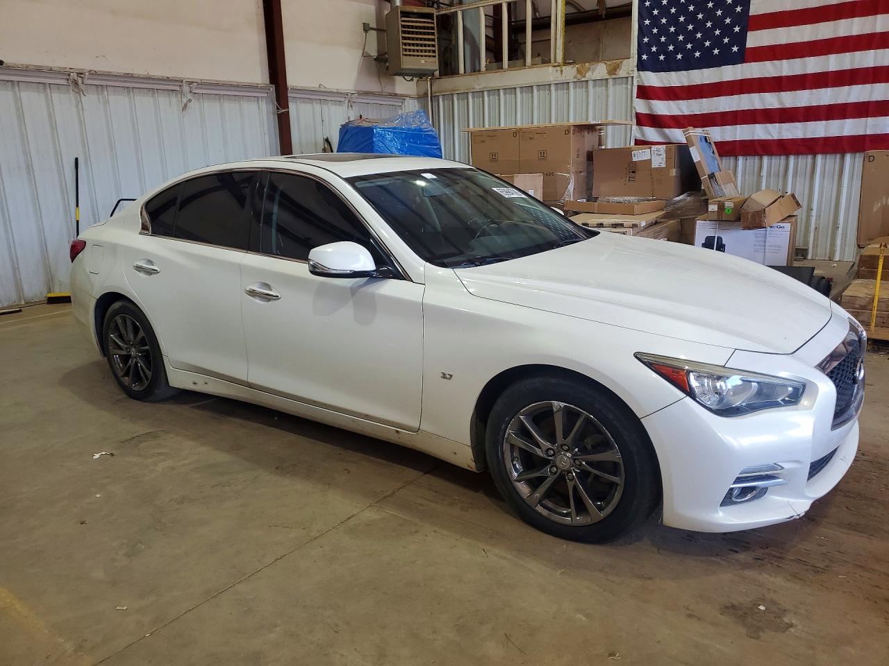 2015 Infiniti Q50 Base White vin: JN1BV7AP5FM356219