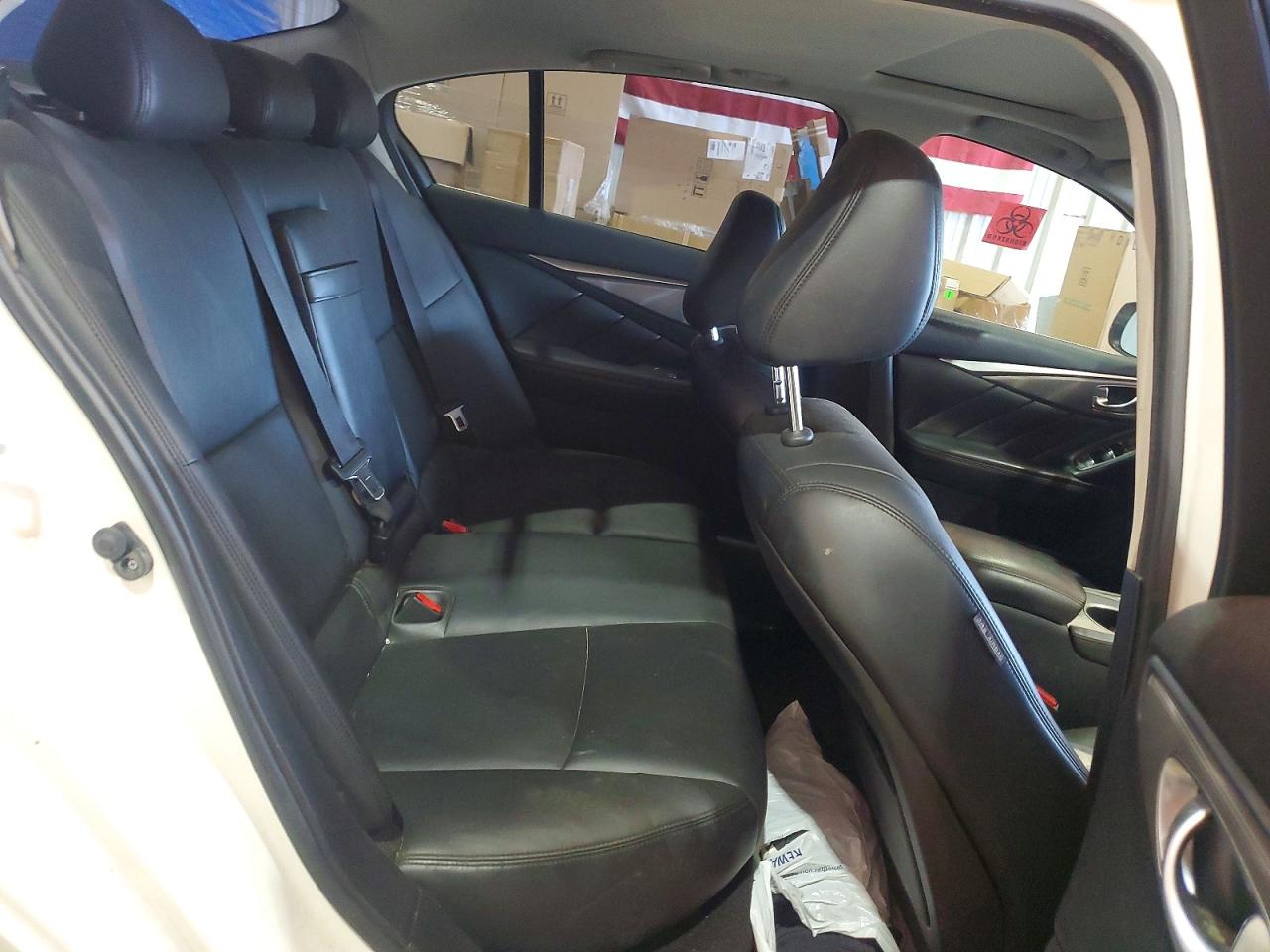 2015 Infiniti Q50 Base White vin: JN1BV7AP5FM356219