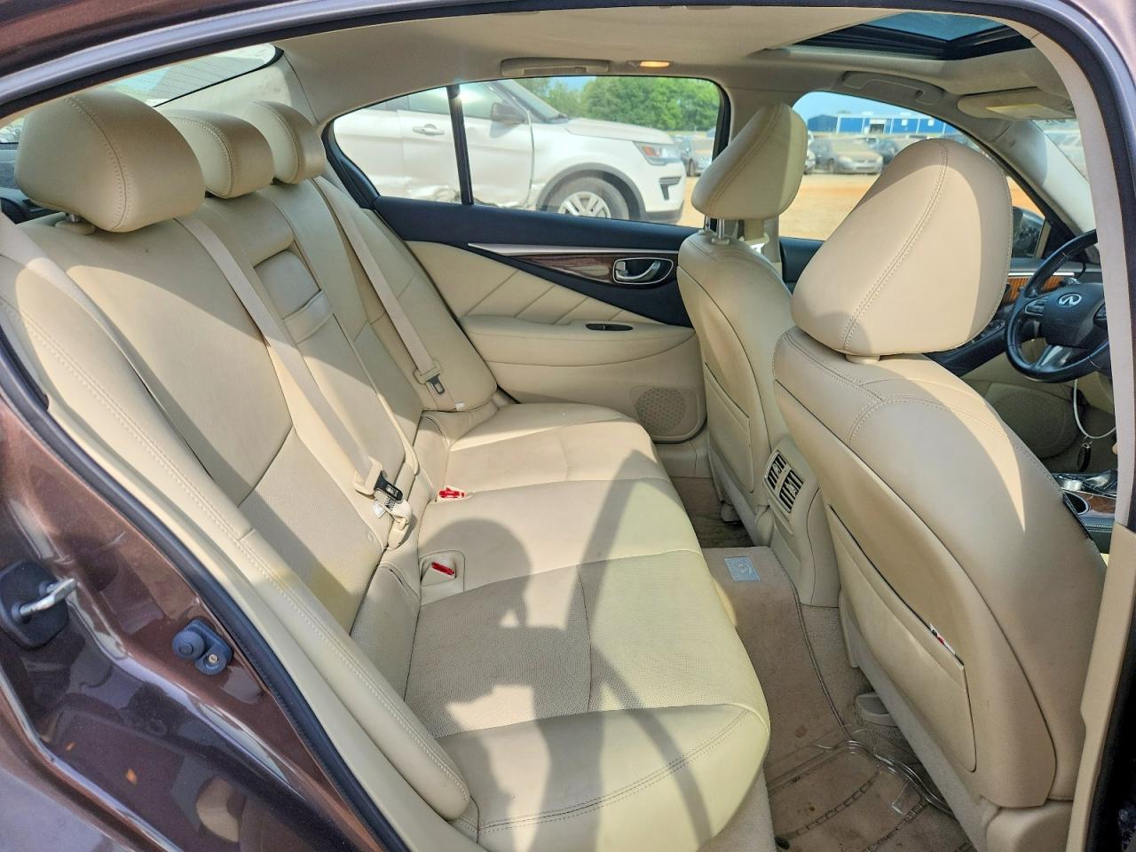 2014 Infiniti Q50 Premium Brown vin: JN1BV7AP6EM682481