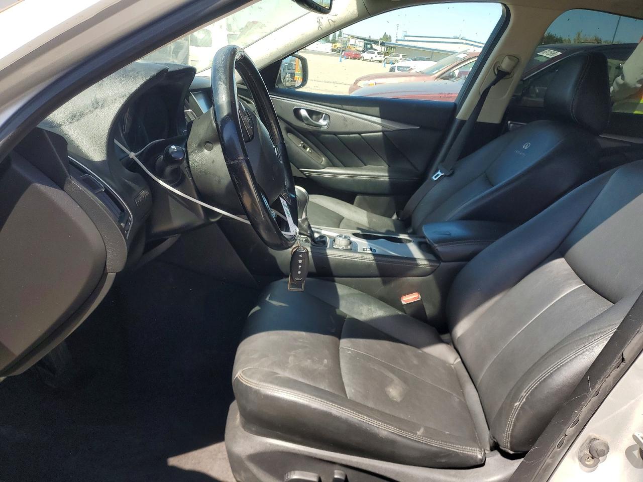 2014 Infiniti Q50 Premium White vin: JN1BV7AP6EM682545