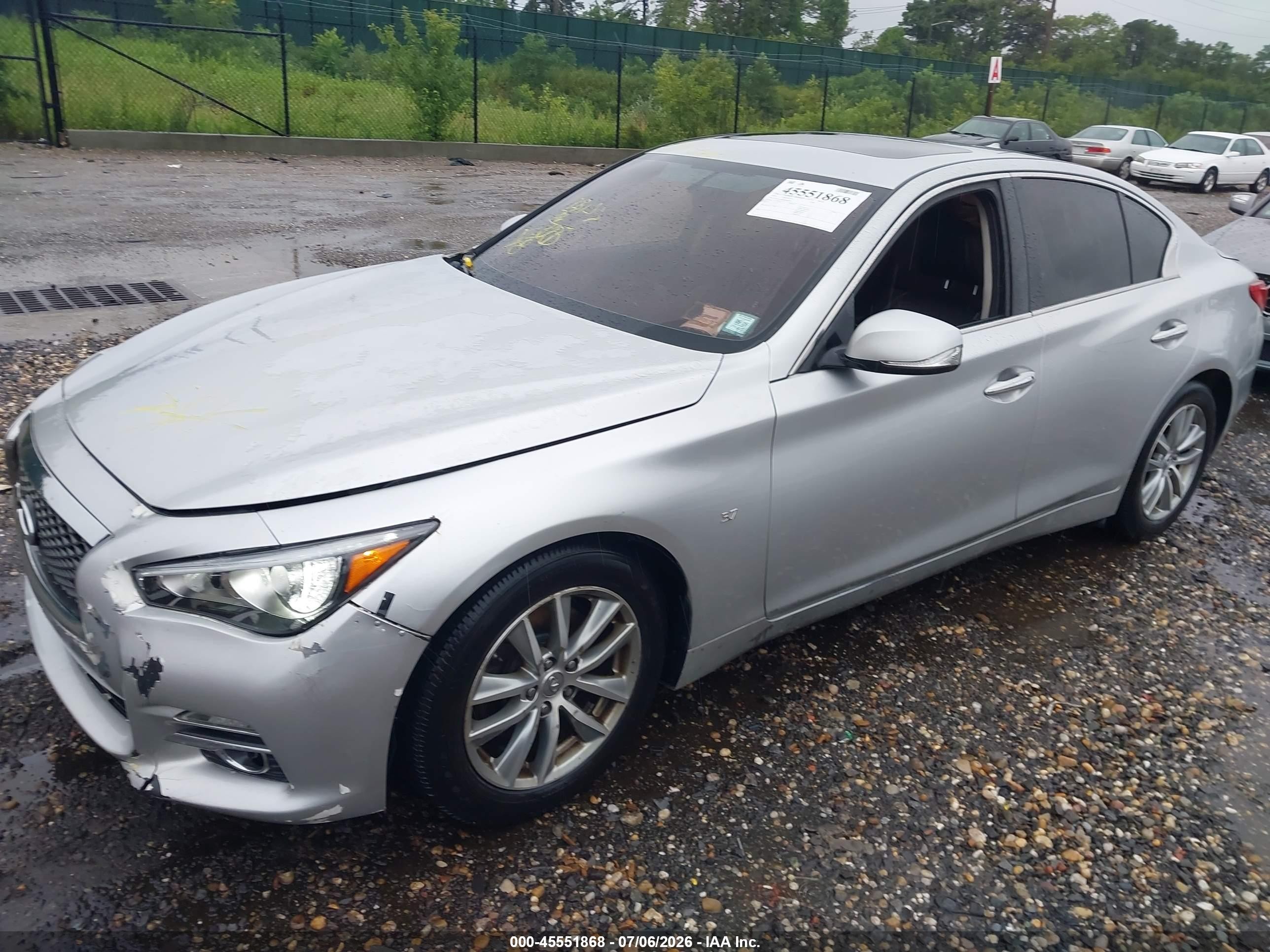 2014 Infiniti Q50 Premium Silver vin: JN1BV7AP6EM685378