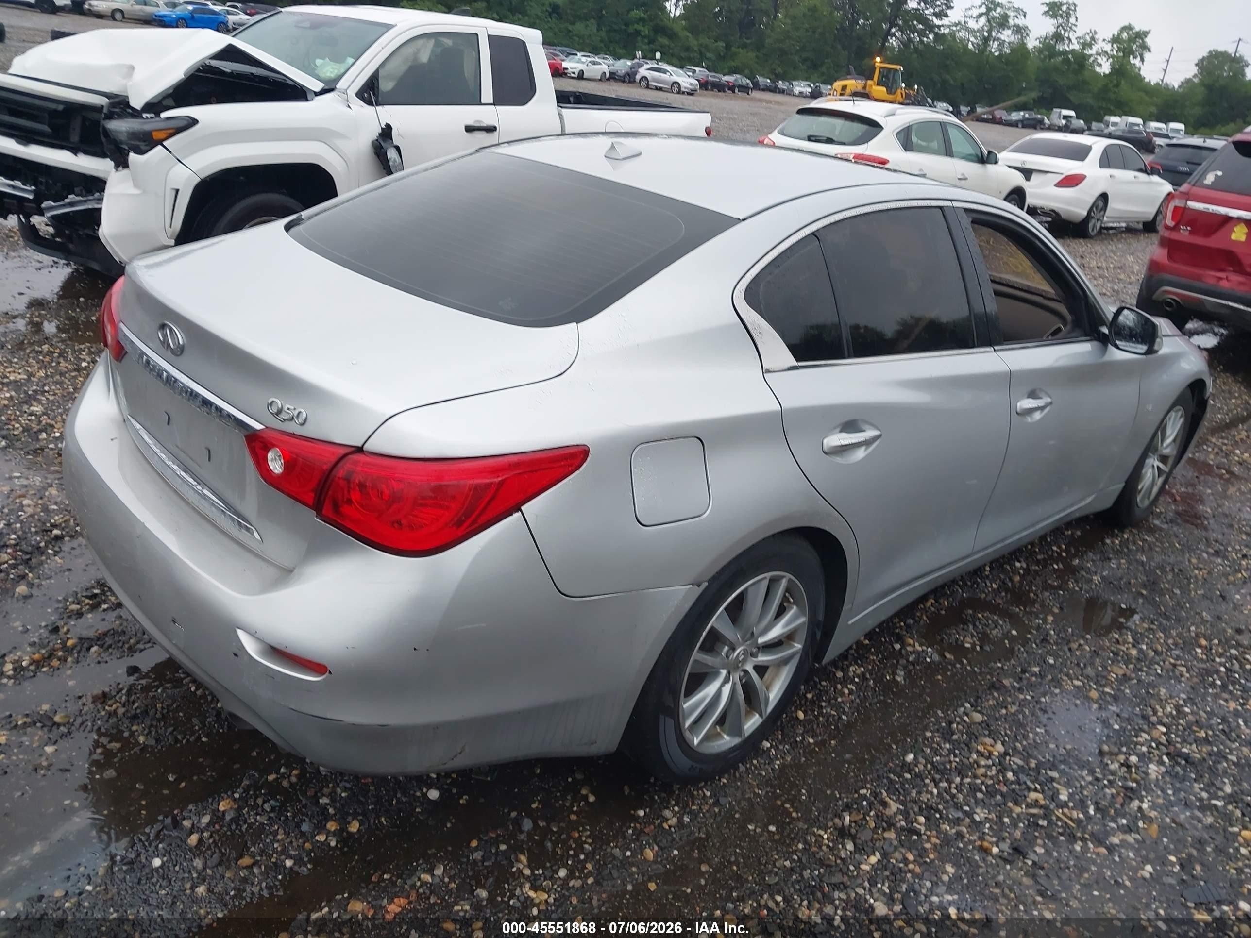 2014 Infiniti Q50 Premium Silver vin: JN1BV7AP6EM685378
