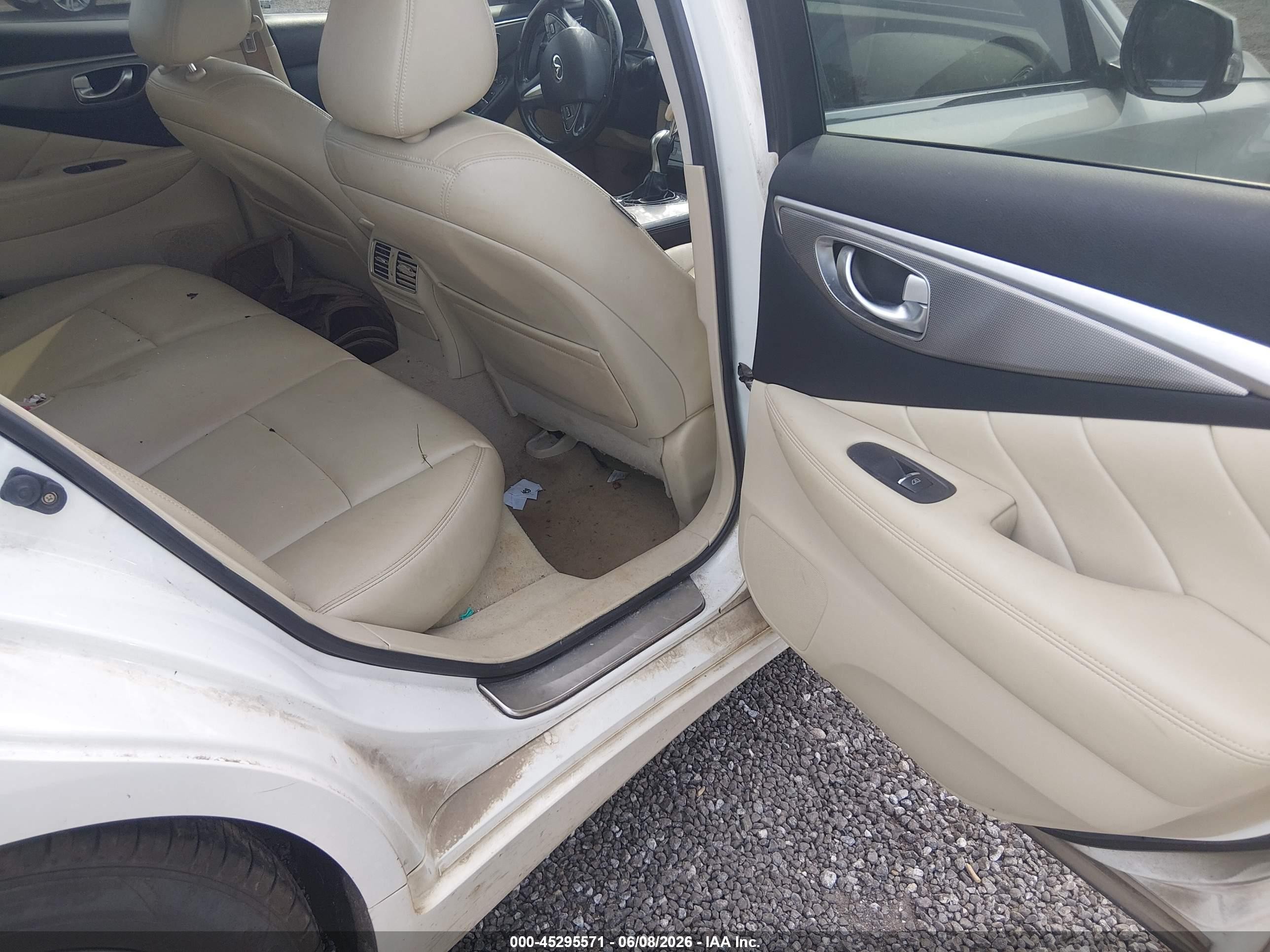 2014 Infiniti Q50 Premium White vin: JN1BV7AP6EM691455