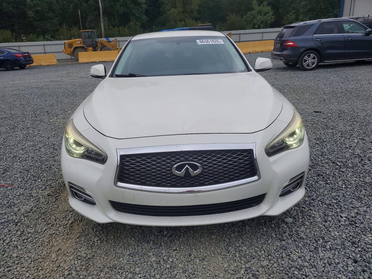 2015 Infiniti Q50 Base White vin: JN1BV7AP6FM335282