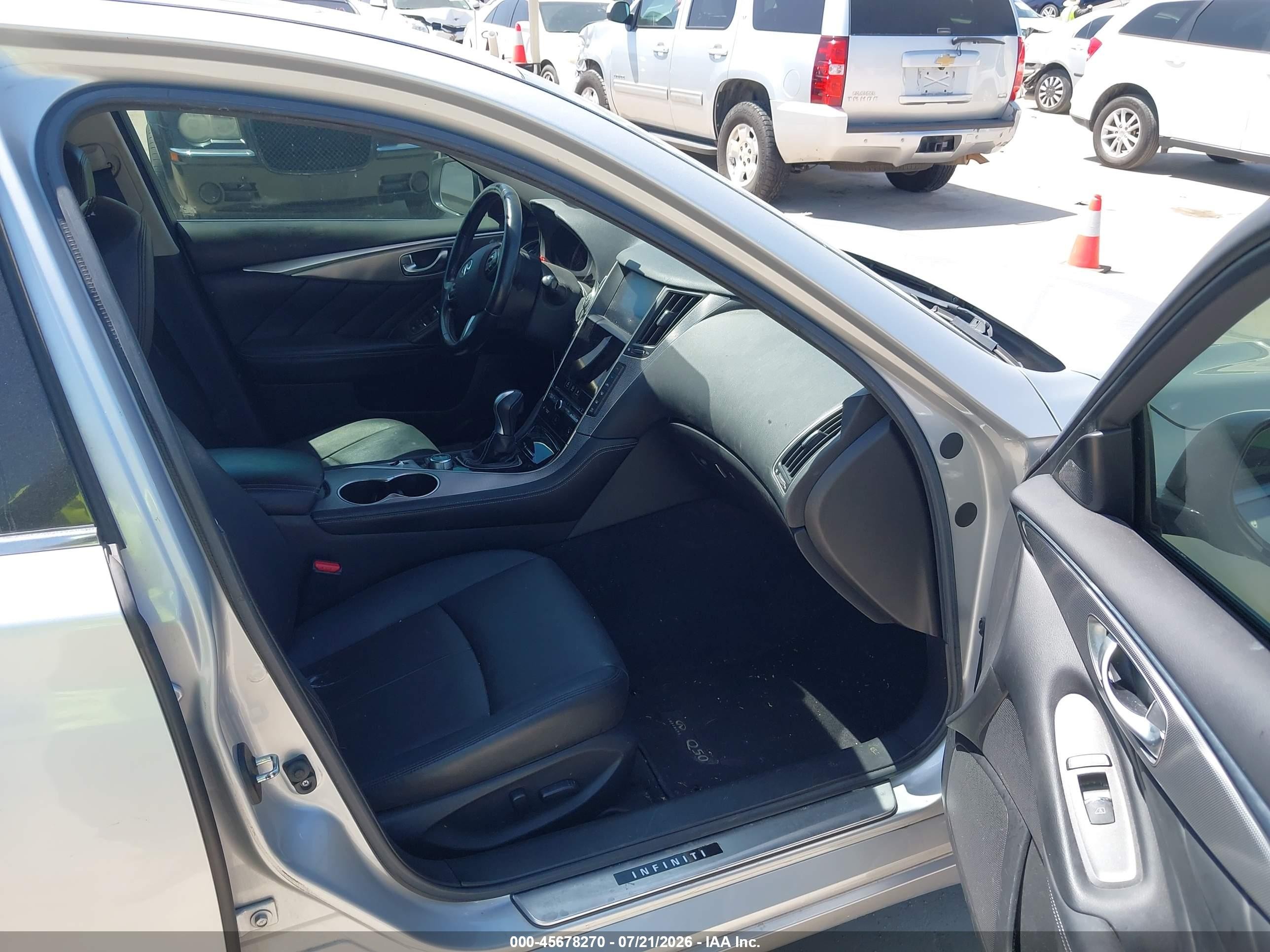 2015 Infiniti Q50 Premium Silver vin: JN1BV7AP6FM338036