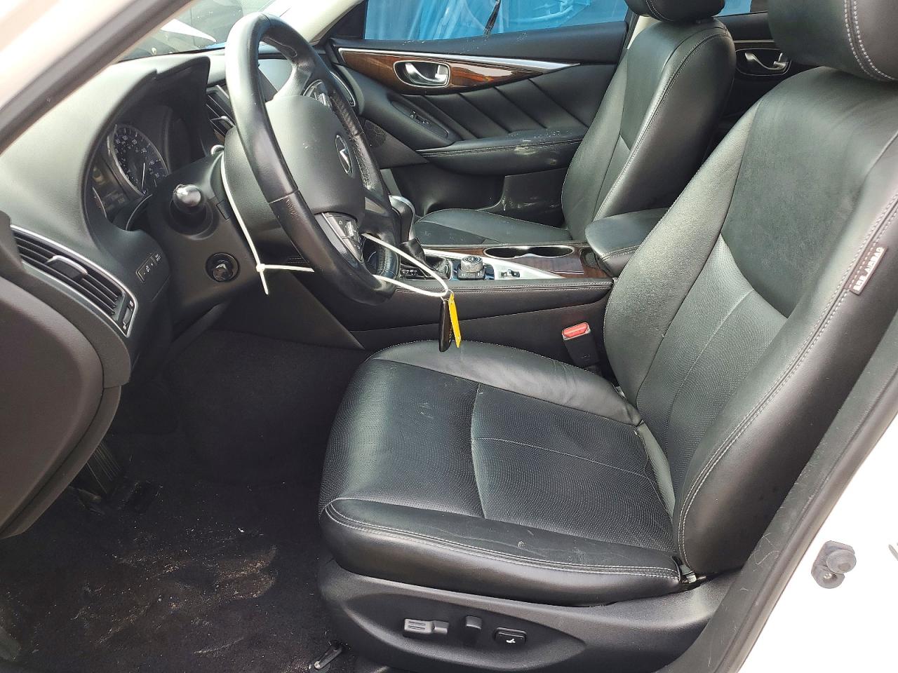 2015 Infiniti Q50 White vin: JN1BV7AP6FM349263