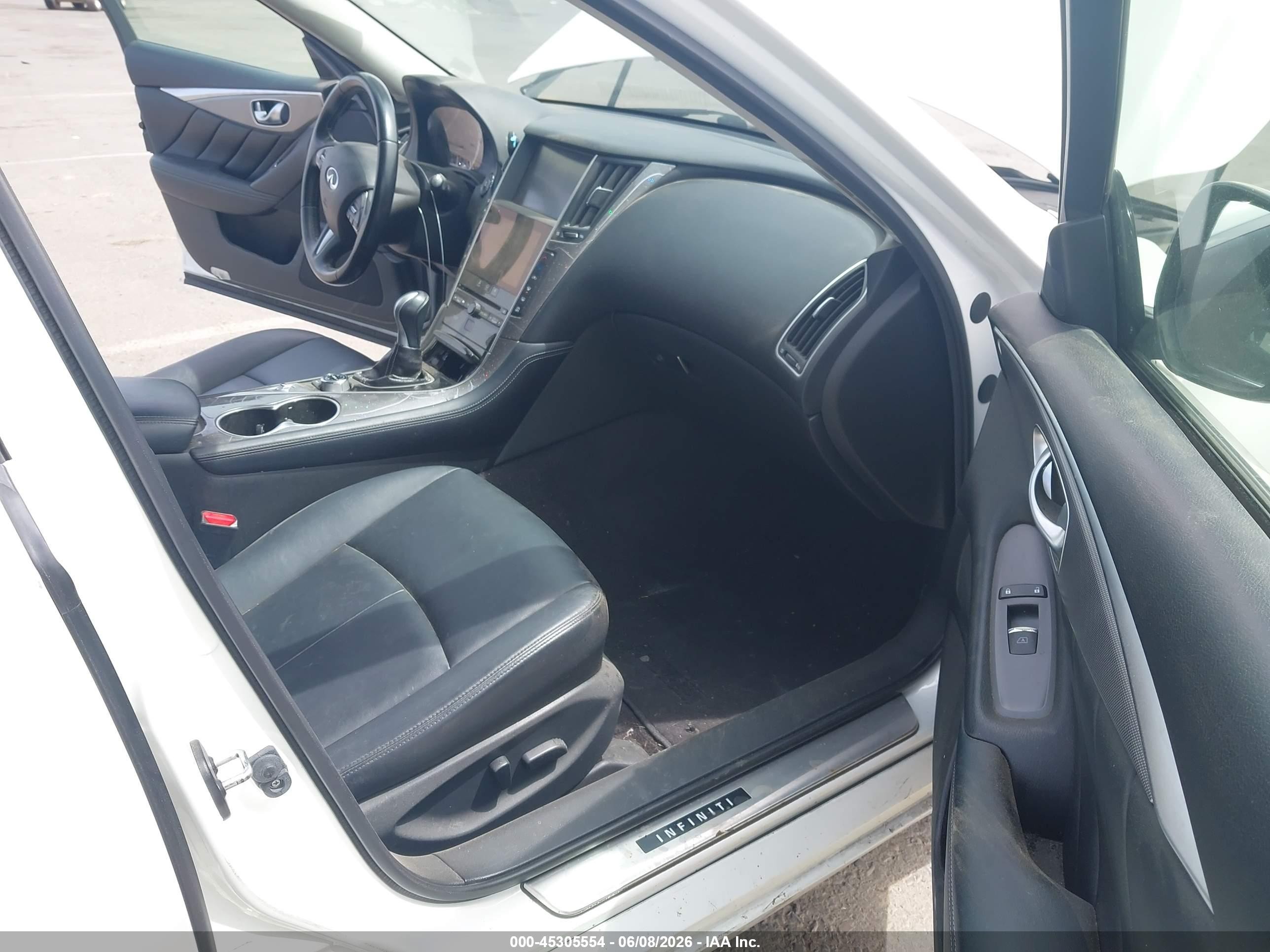 2015 Infiniti Q50 White vin: JN1BV7AP6FM352650