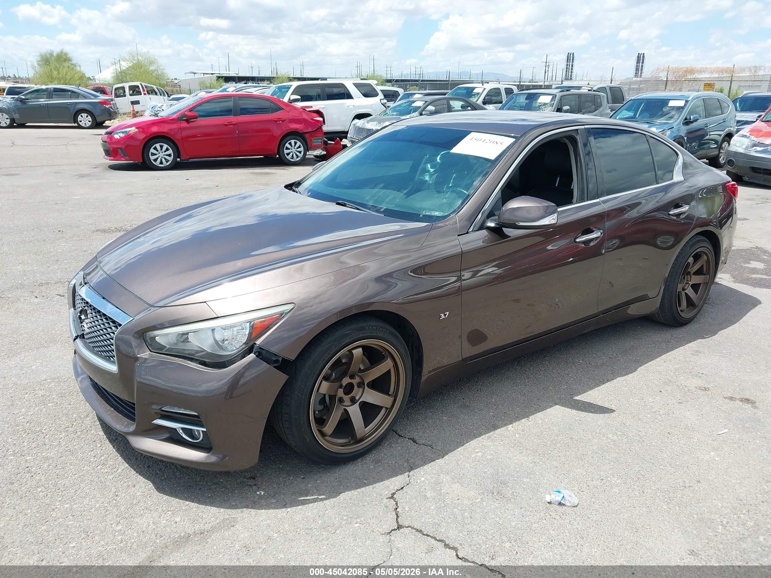 2014 Infiniti Q50 Premium Brown vin: JN1BV7AP7EM671005