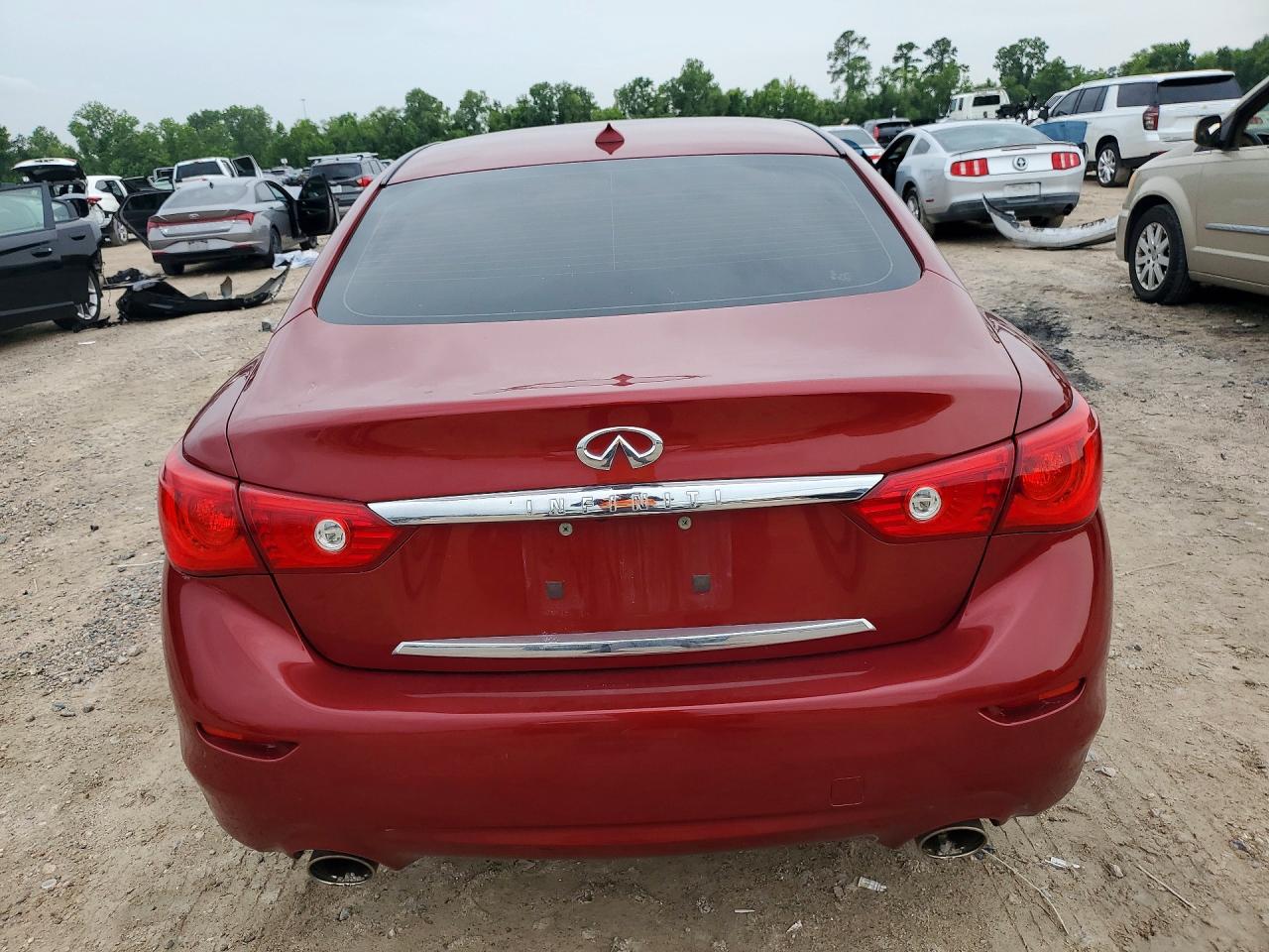 2014 Infiniti Q50 Base Red vin: JN1BV7AP7EM672932