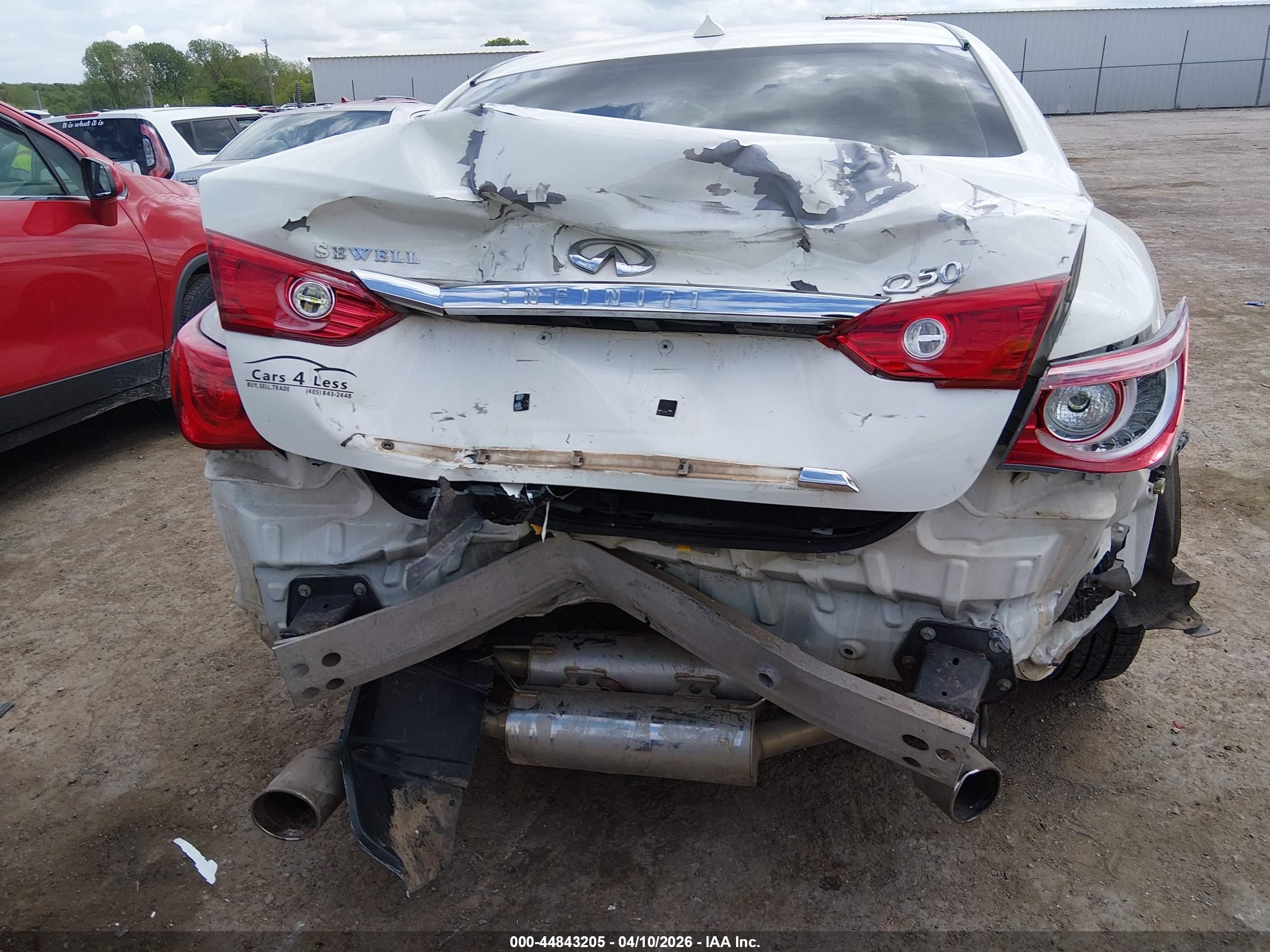 2014 Infiniti Q50 Premium Белый vin: JN1BV7AP7EM673918