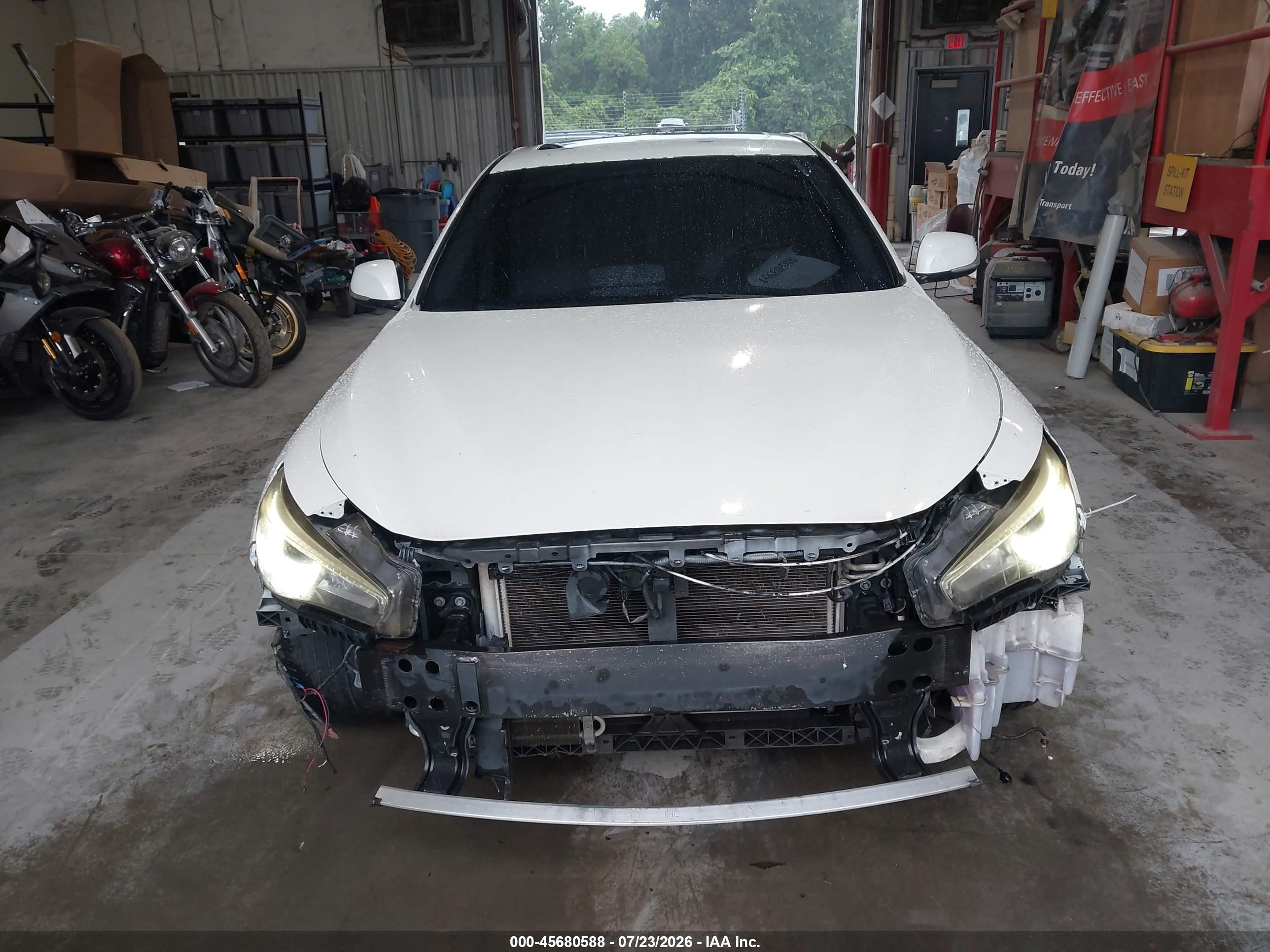 2014 Infiniti Q50 Белый vin: JN1BV7AP7EM674034