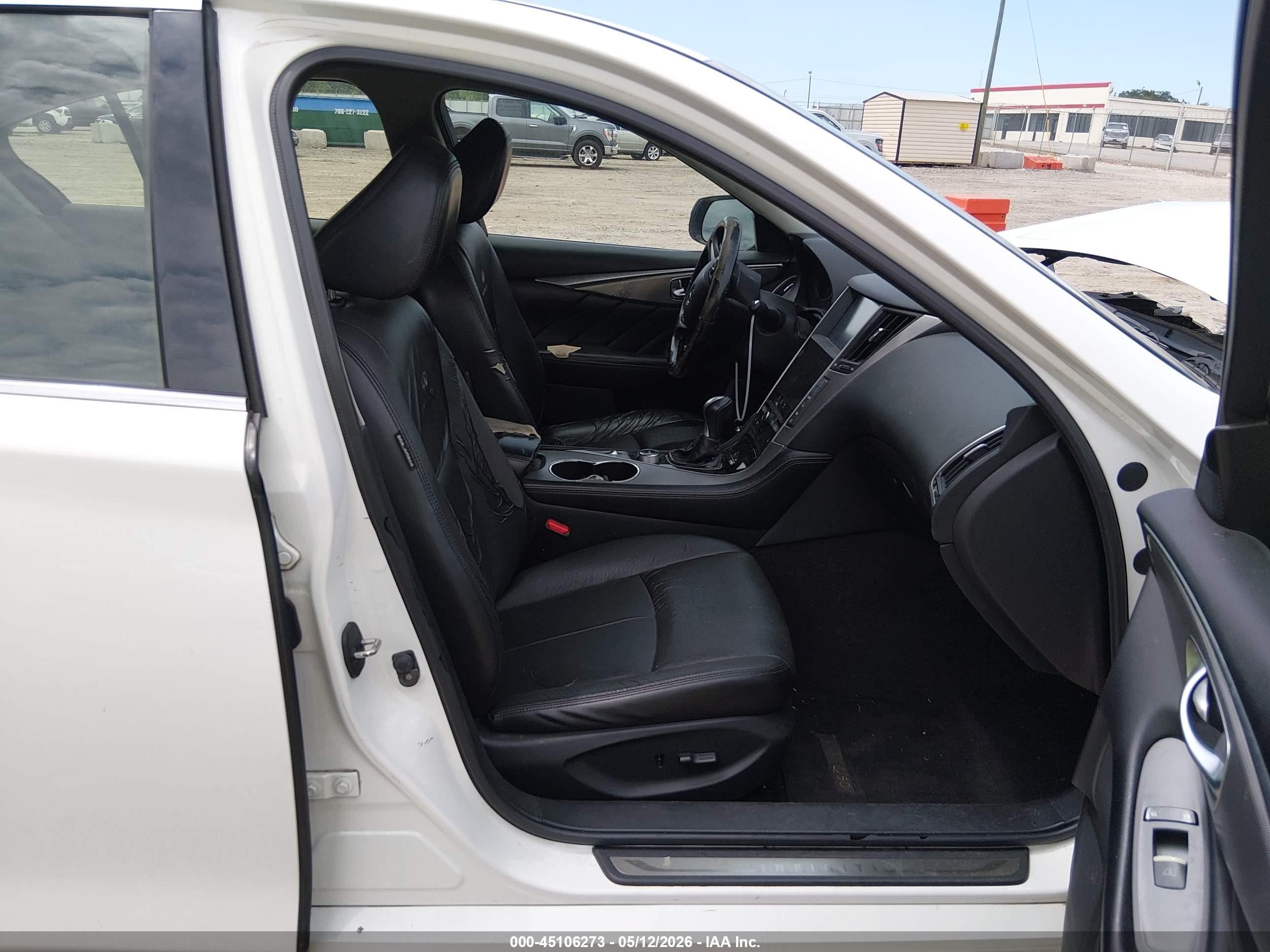2014 Infiniti Q50 Premium/sport White vin: JN1BV7AP7EM686121