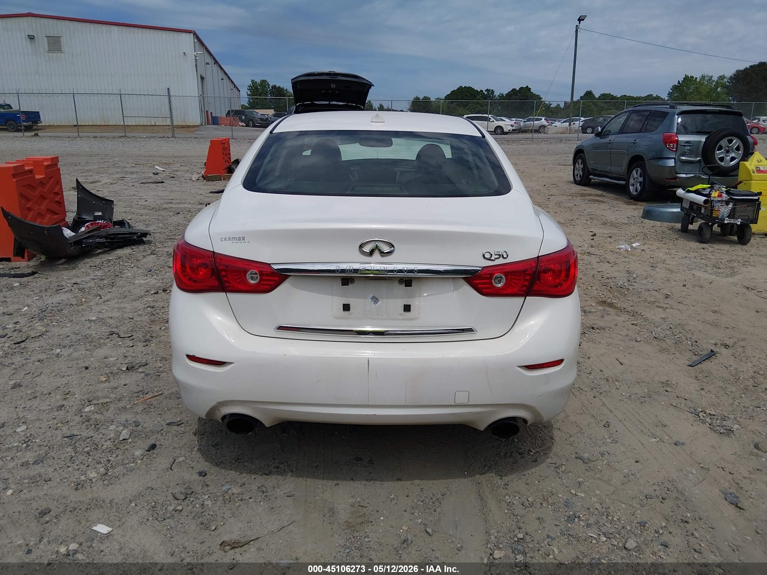 2014 Infiniti Q50 Premium/sport White vin: JN1BV7AP7EM686121