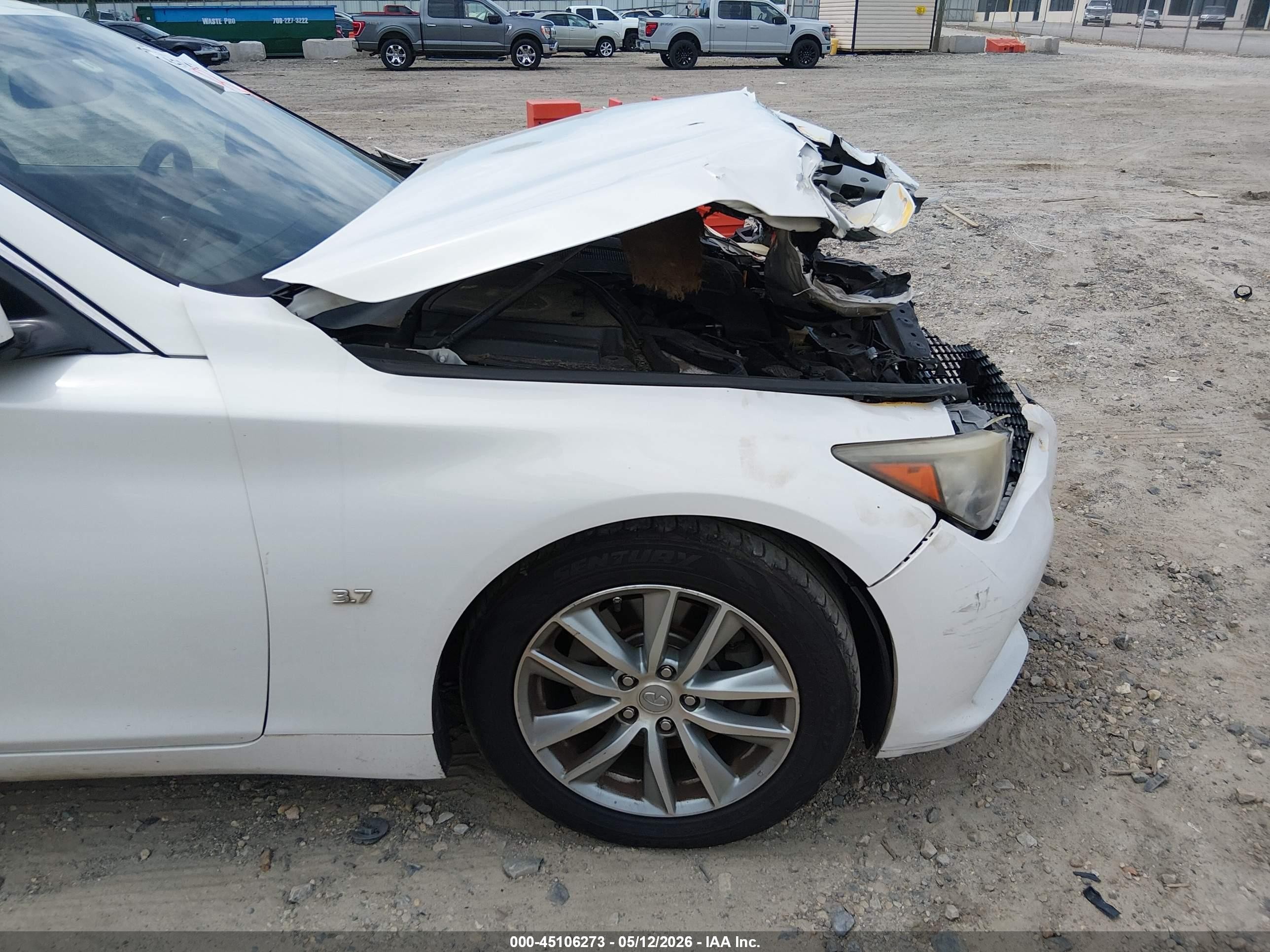2014 Infiniti Q50 Premium/sport White vin: JN1BV7AP7EM686121