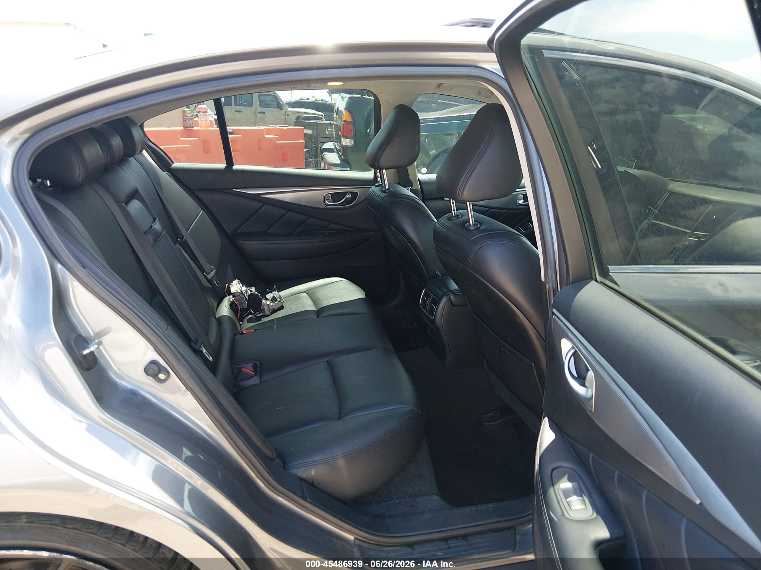 2014 Infiniti Q50 Premium/sport Gray vin: JN1BV7AP7EM686605