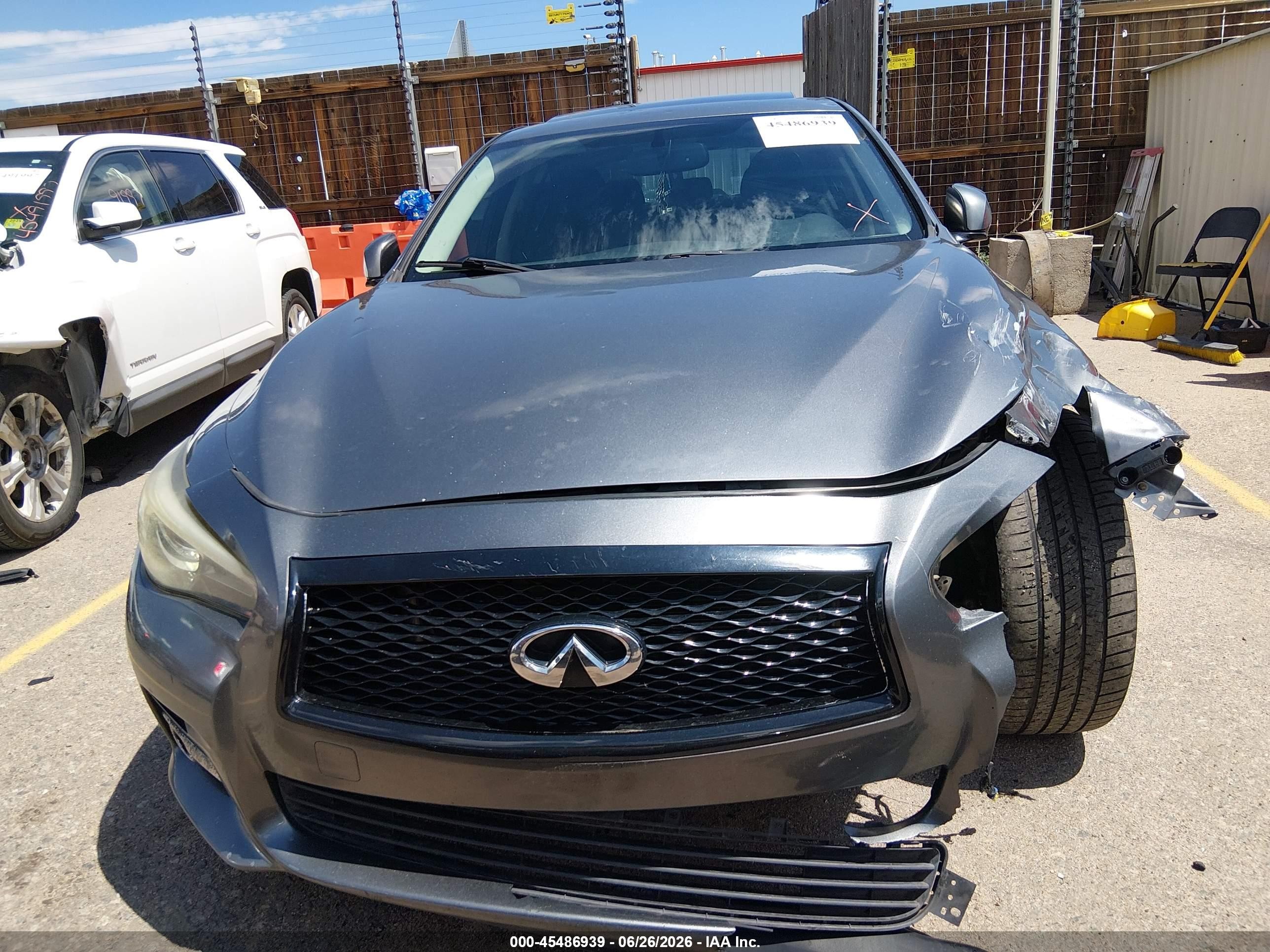 2014 Infiniti Q50 Premium/sport Gray vin: JN1BV7AP7EM686605