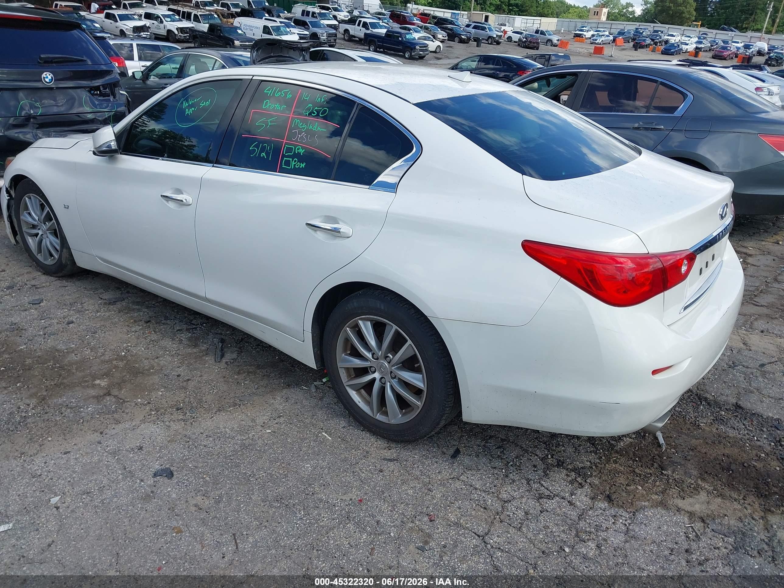 2014 Infiniti Q50 White vin: JN1BV7AP7EM688385