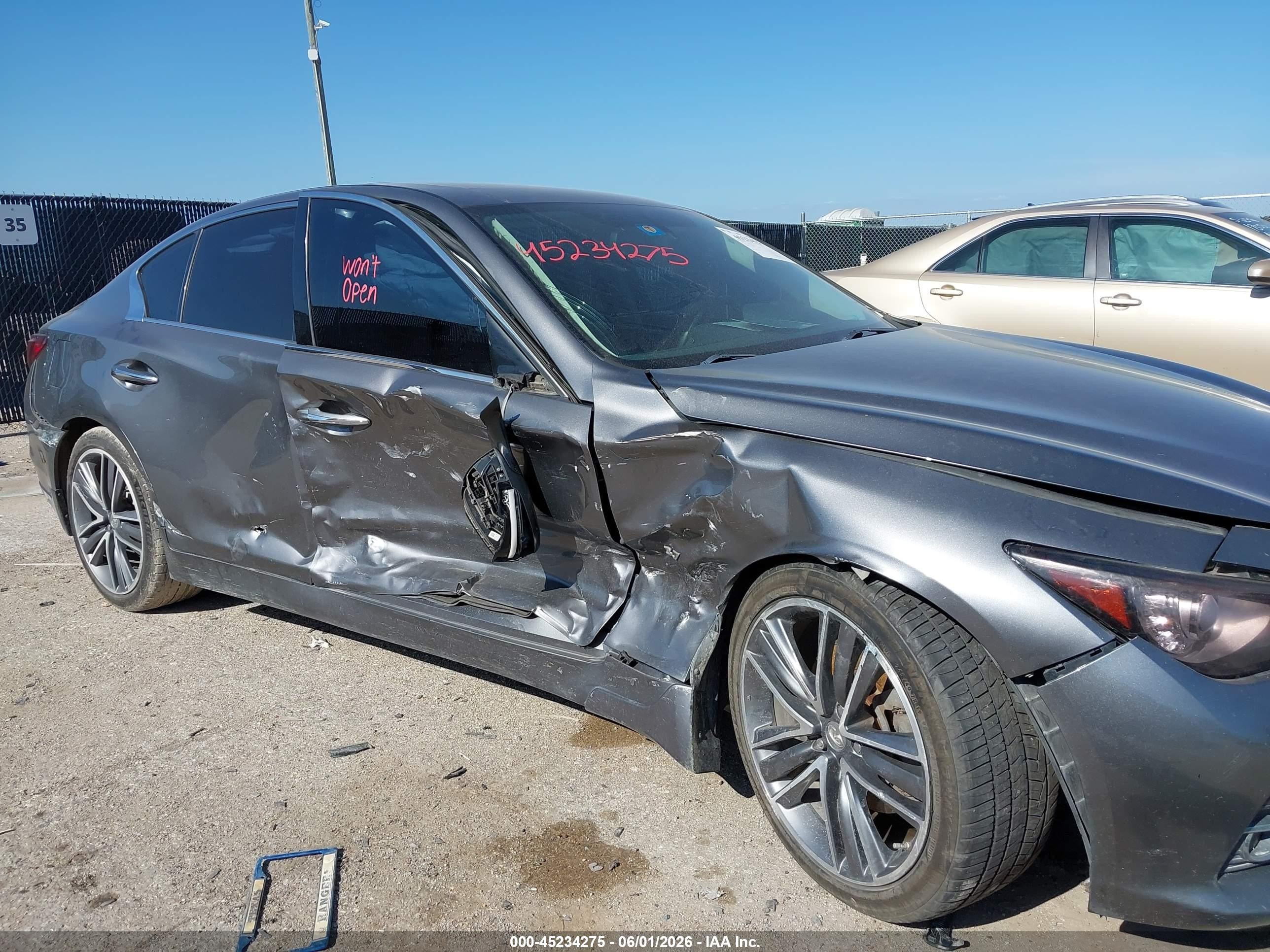 2014 Infiniti Q50 Premium Gray vin: JN1BV7AP7EM689391