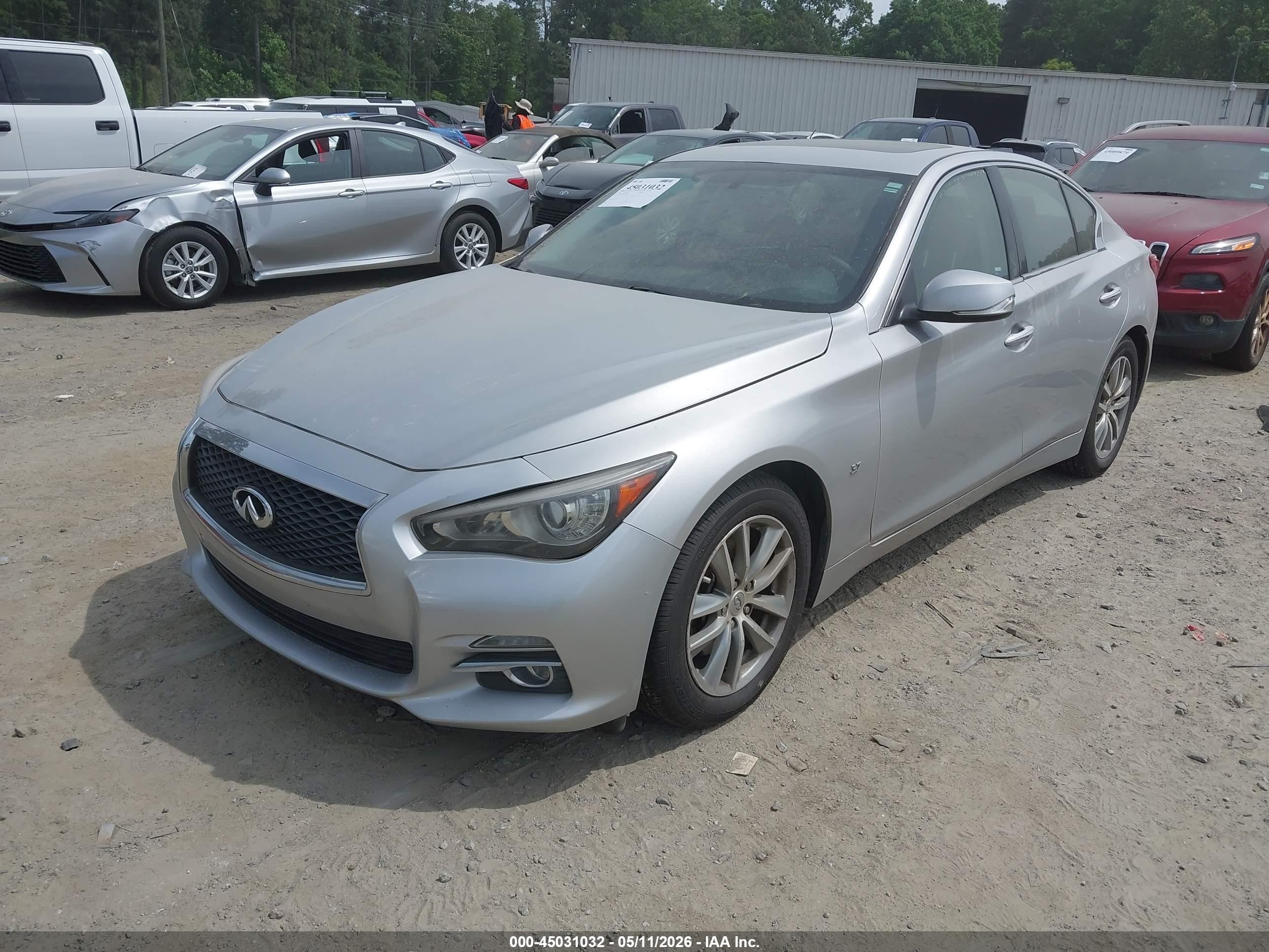 2014 Infiniti Q50 Premium Silver vin: JN1BV7AP7EM690587