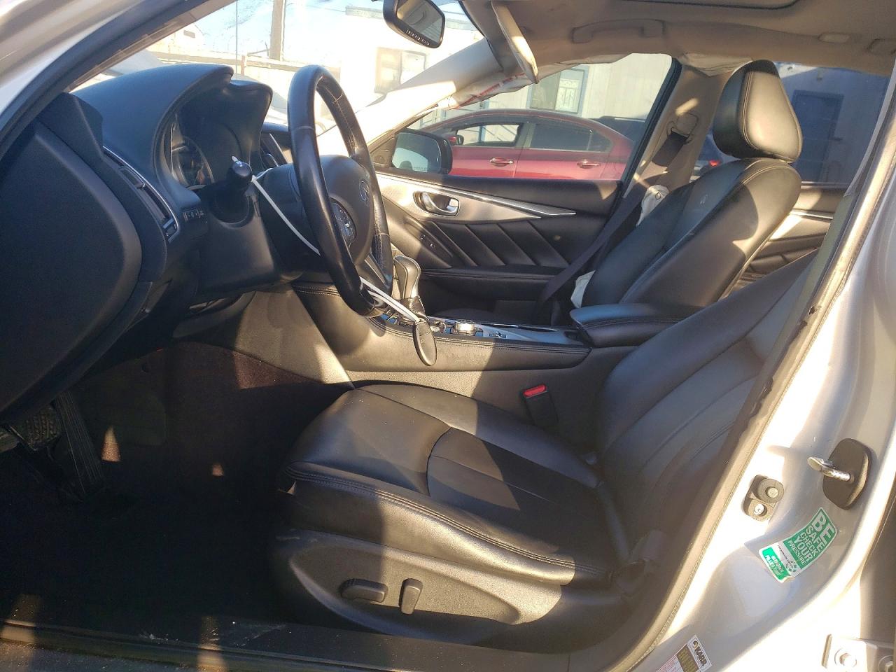 2014 Infiniti Q50 Base Silver vin: JN1BV7AP7EM690735