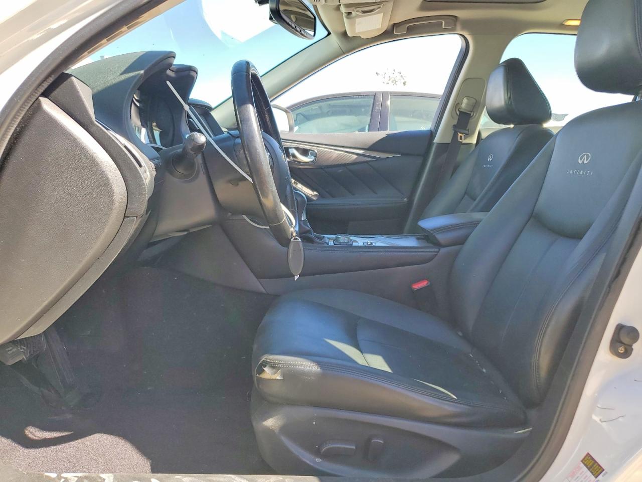 2014 Infiniti Q50 Premium White vin: JN1BV7AP7EM690847