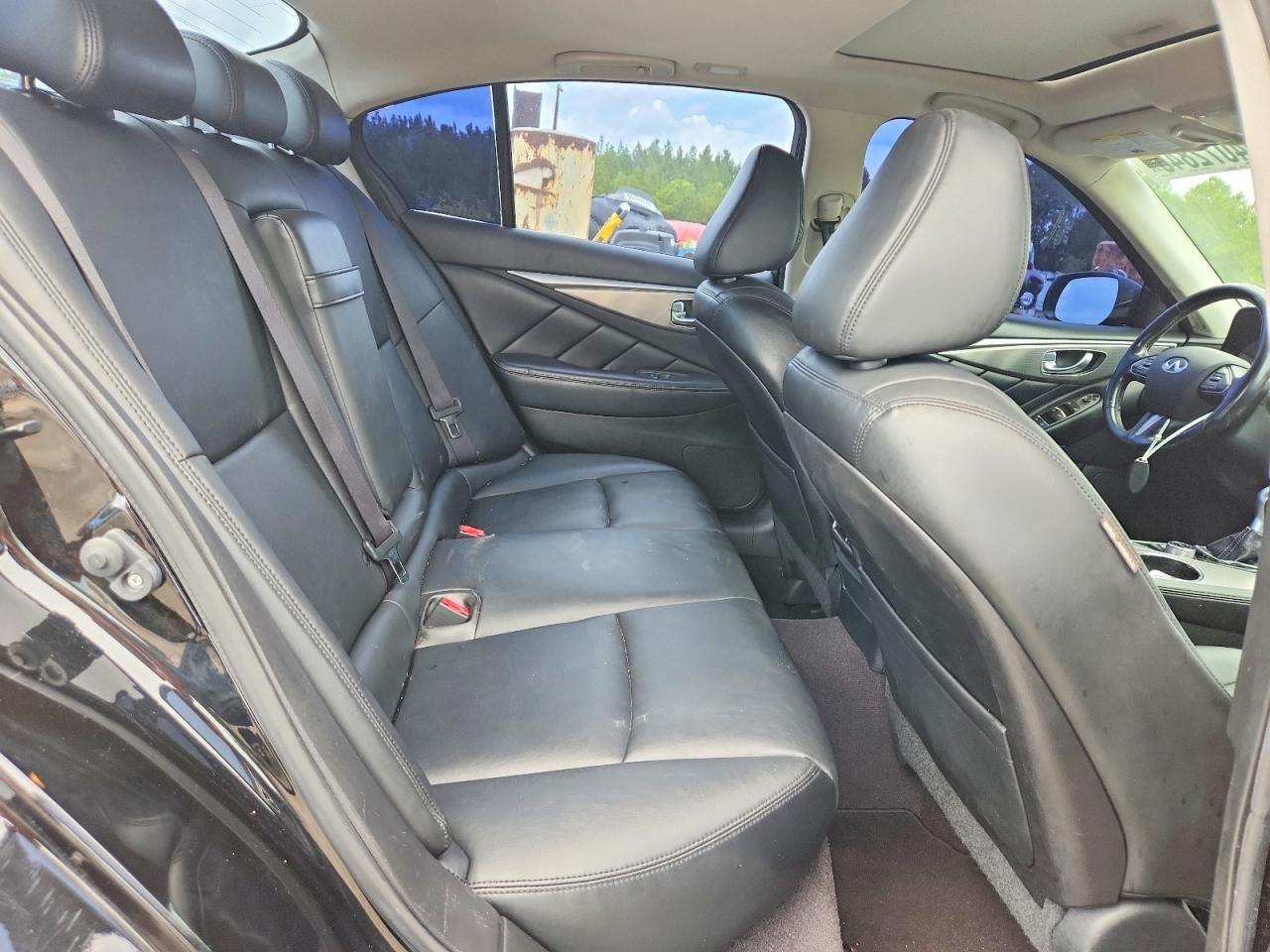 2015 Infiniti Q50 Premium Black vin: JN1BV7AP7FM338563
