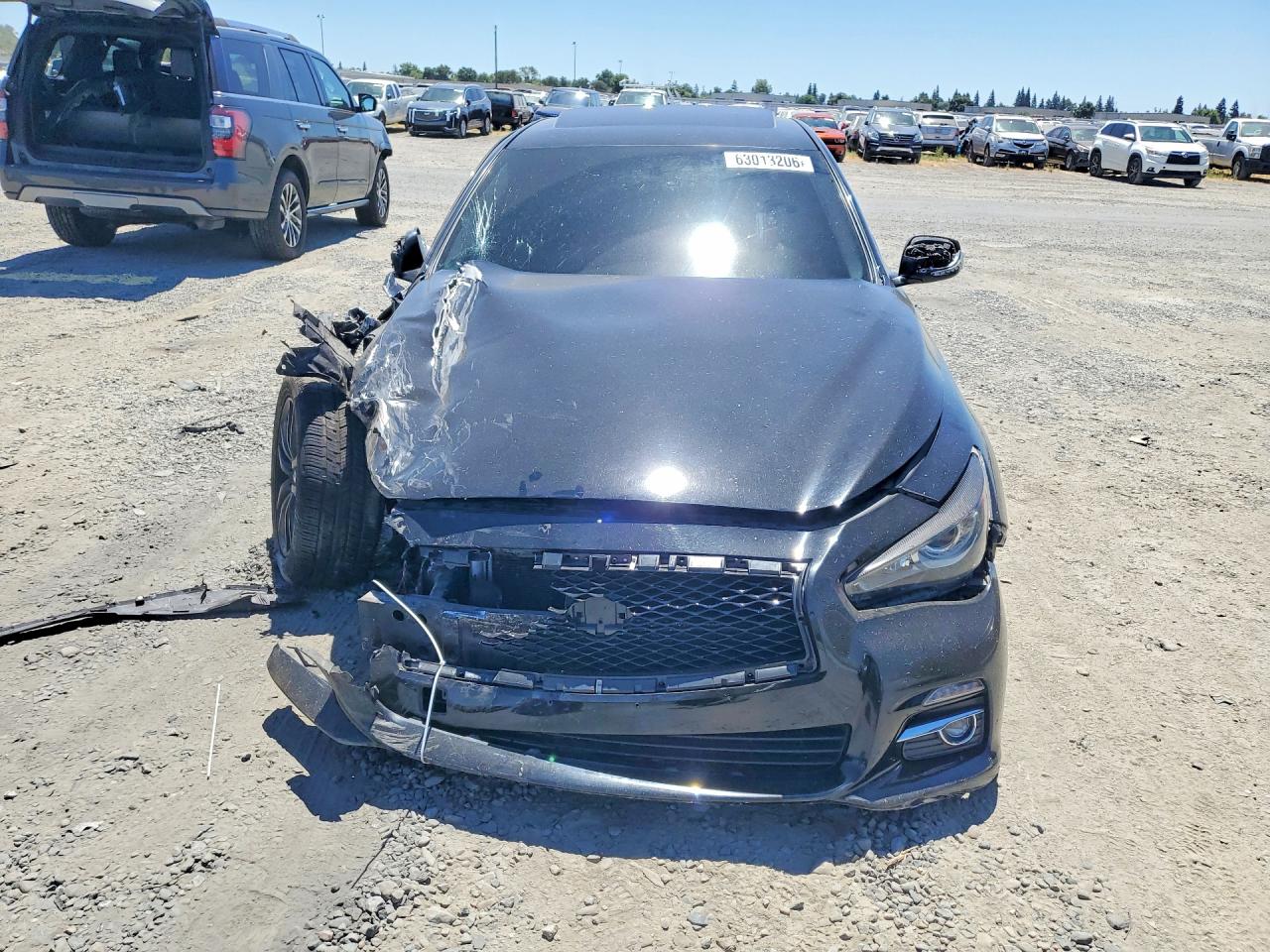 2015 Infiniti Q50 Premium Black vin: JN1BV7AP7FM342421
