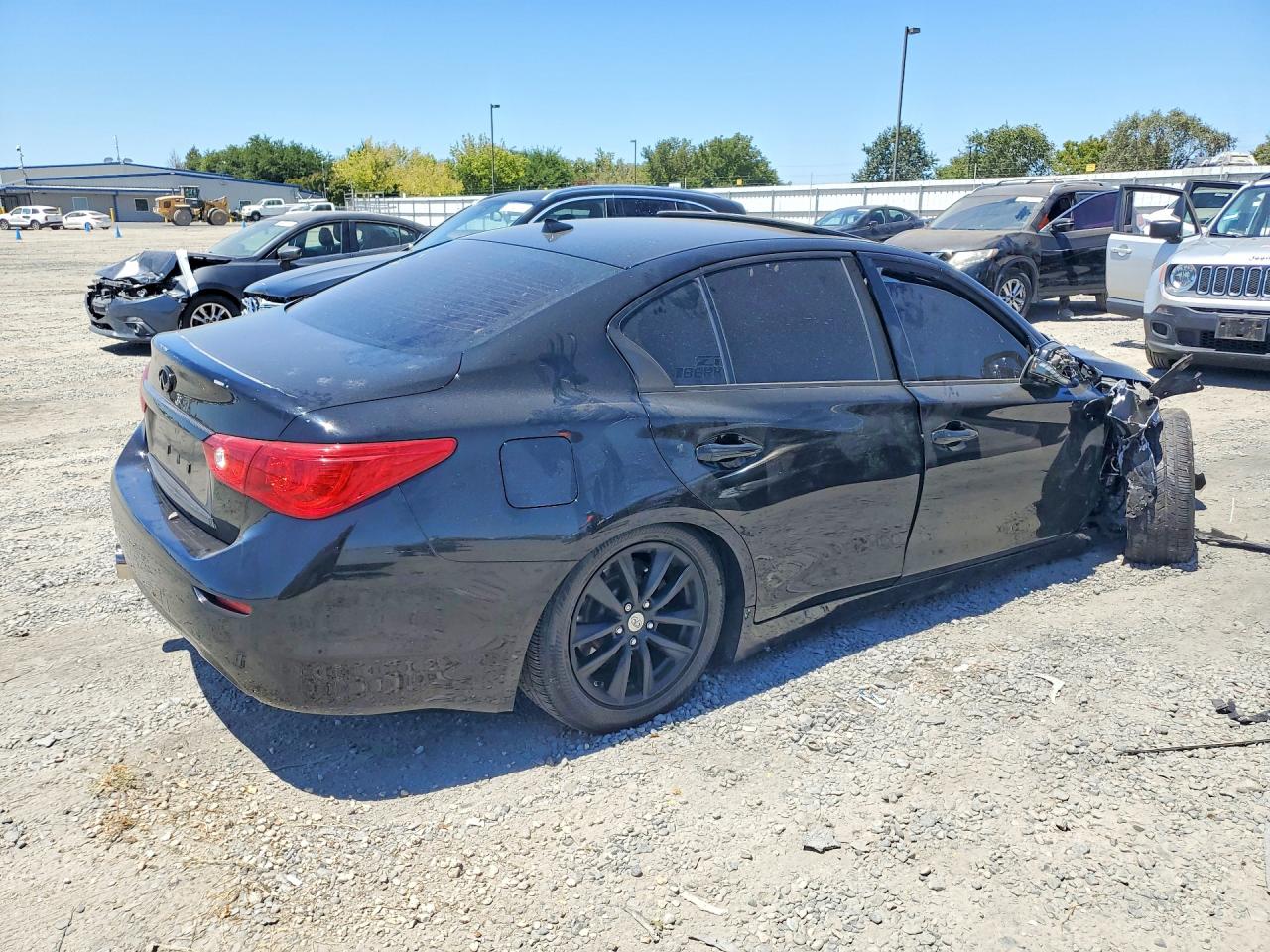 2015 Infiniti Q50 Premium Black vin: JN1BV7AP7FM342421