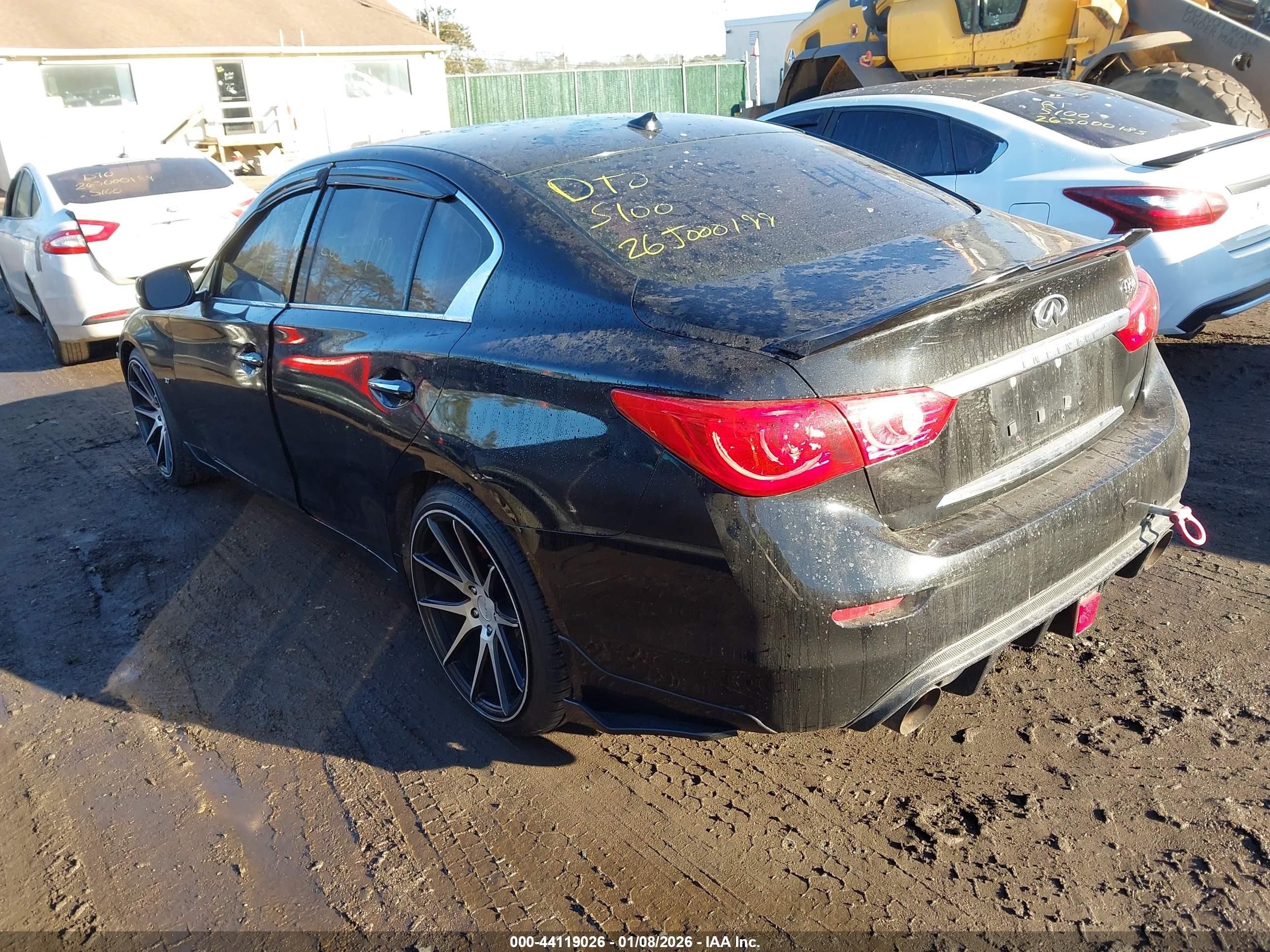 2015 Infiniti Q50 Premium Black vin: JN1BV7AP7FM345237