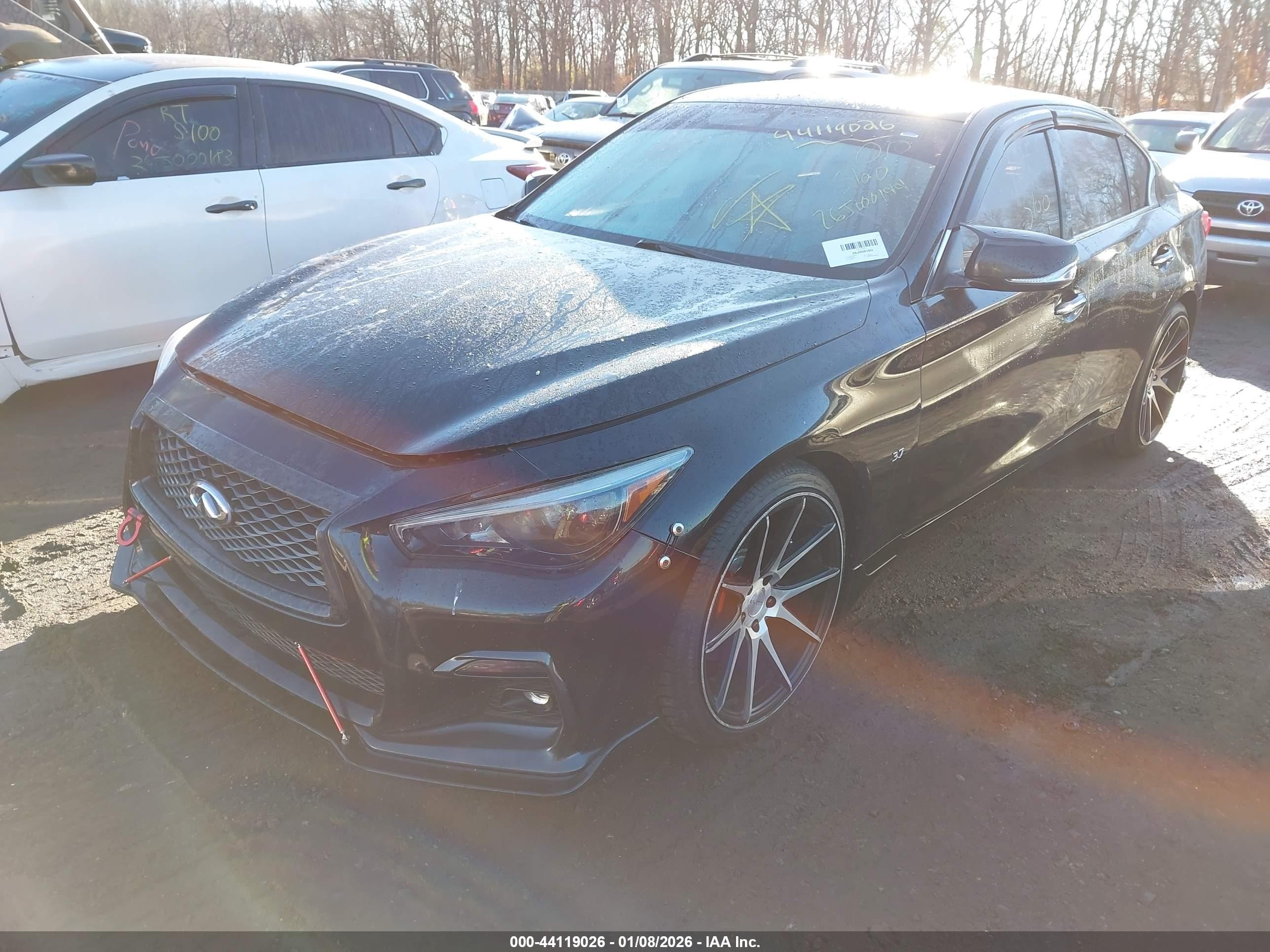 2015 Infiniti Q50 Premium Black vin: JN1BV7AP7FM345237
