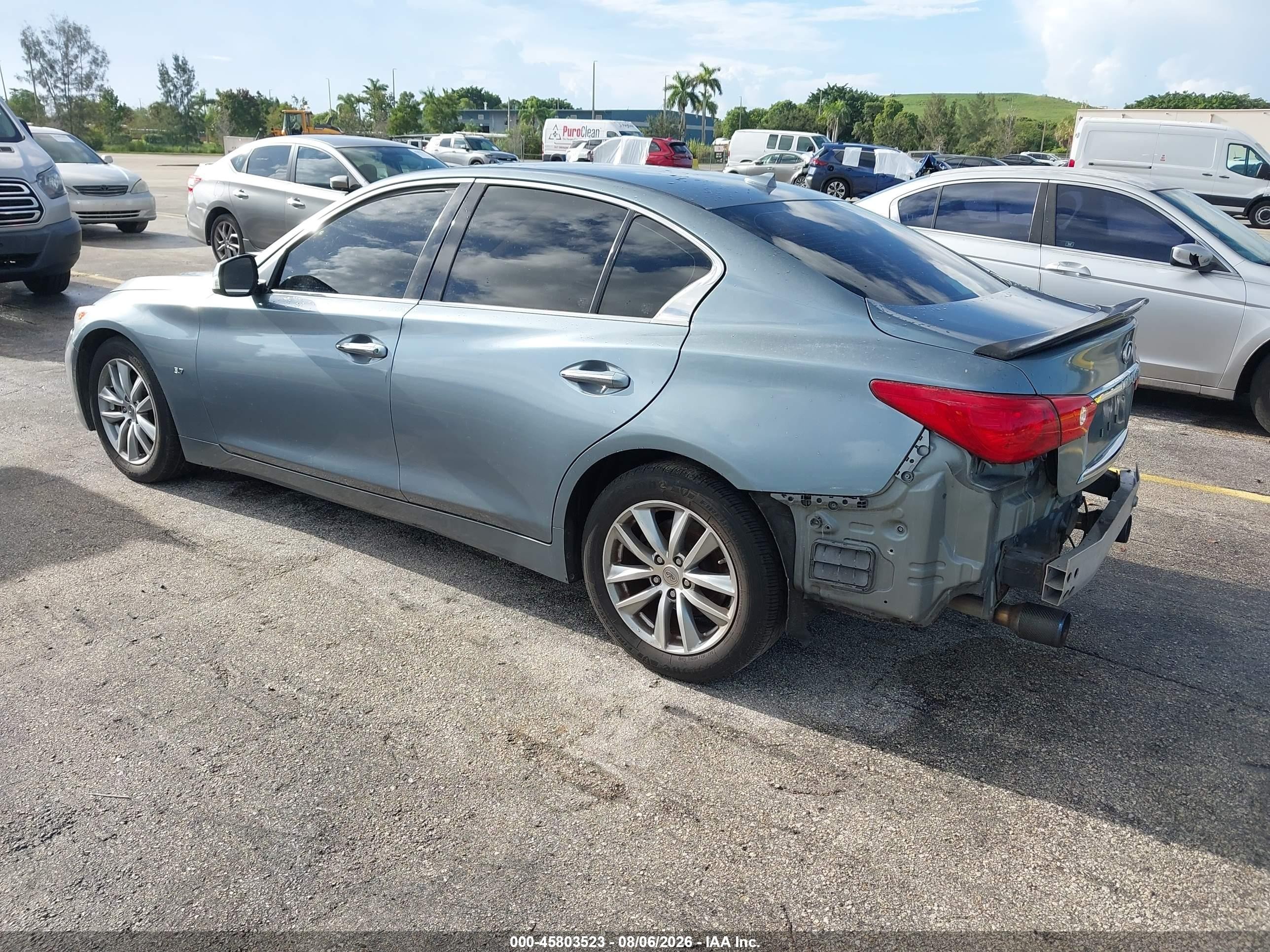 2015 Infiniti Q50   Light Blue vin: JN1BV7AP7FM345495