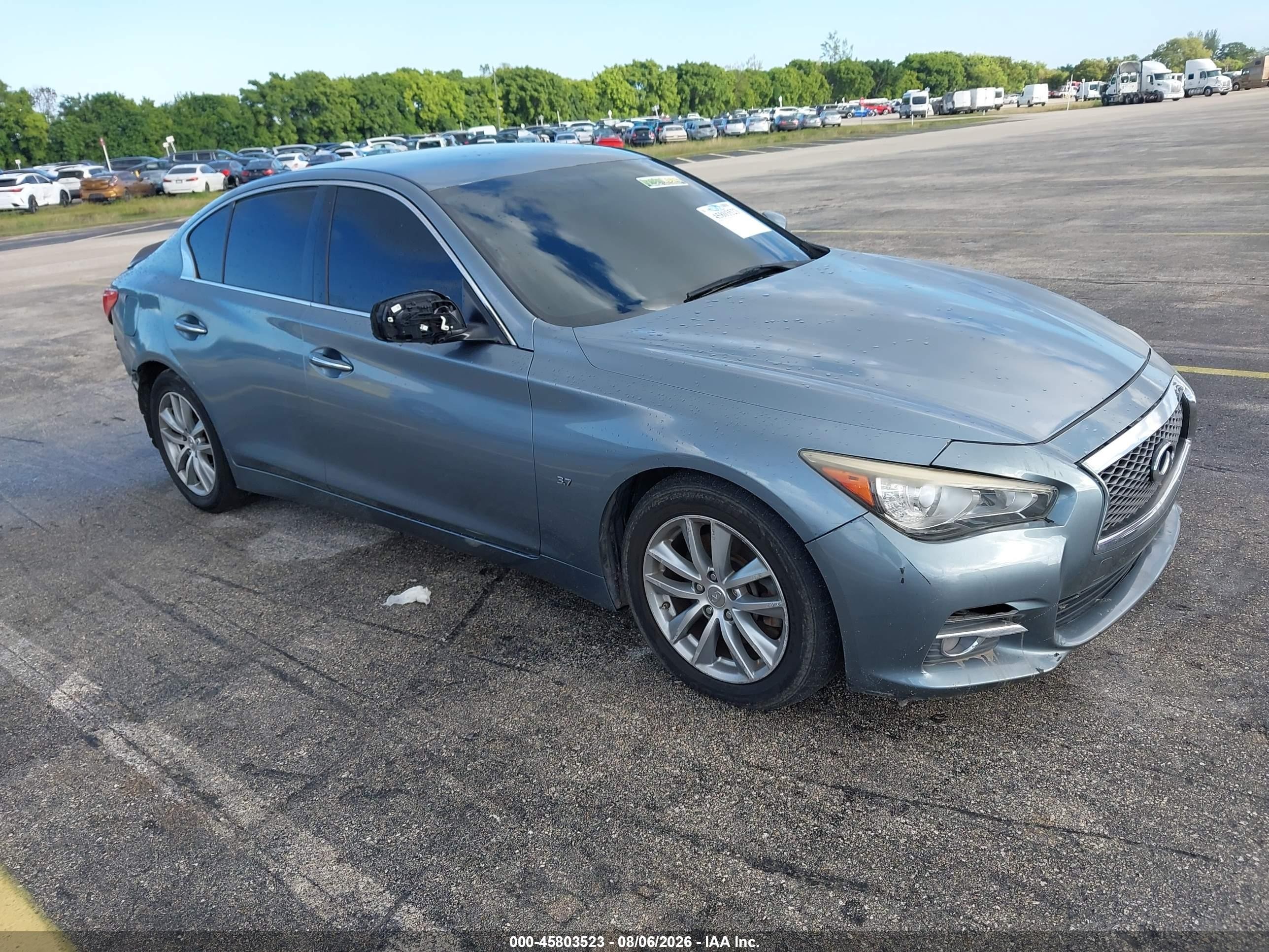 2015 Infiniti Q50   Light Blue vin: JN1BV7AP7FM345495