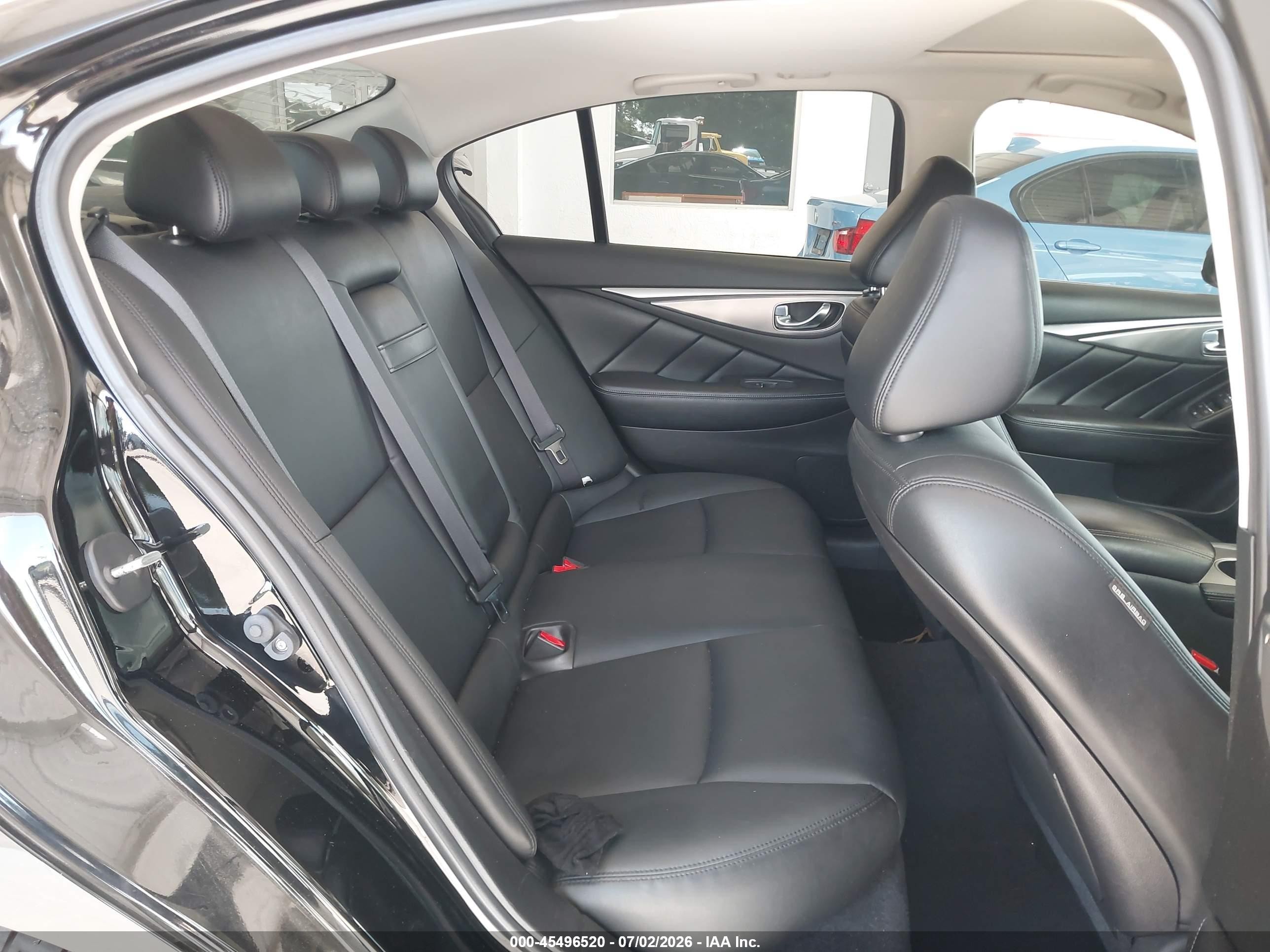 2015 Infiniti Q50 Premium Black vin: JN1BV7AP7FM347196